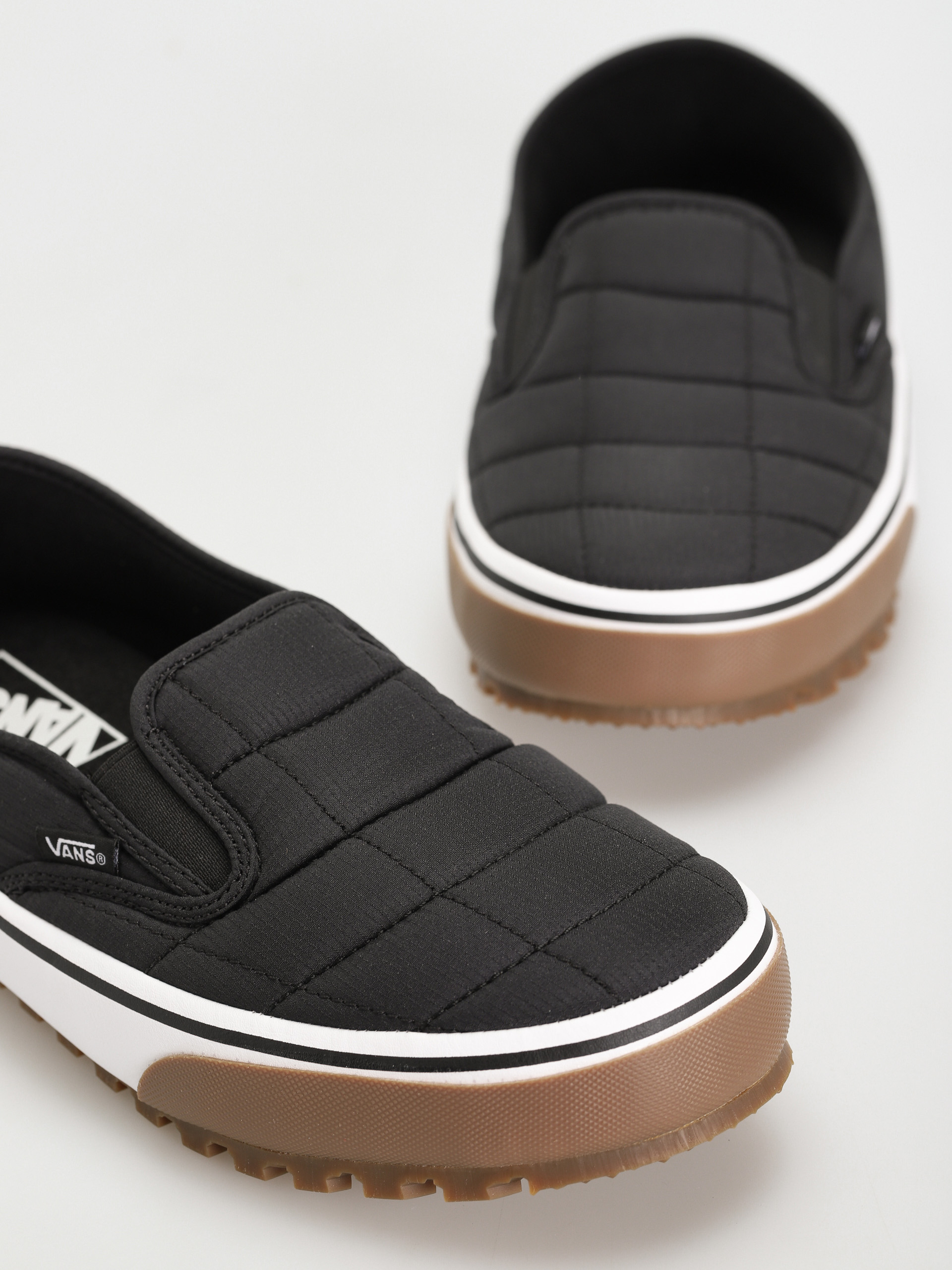 Pantofi Vans Snow Lodge Slipper guard (quilted black)