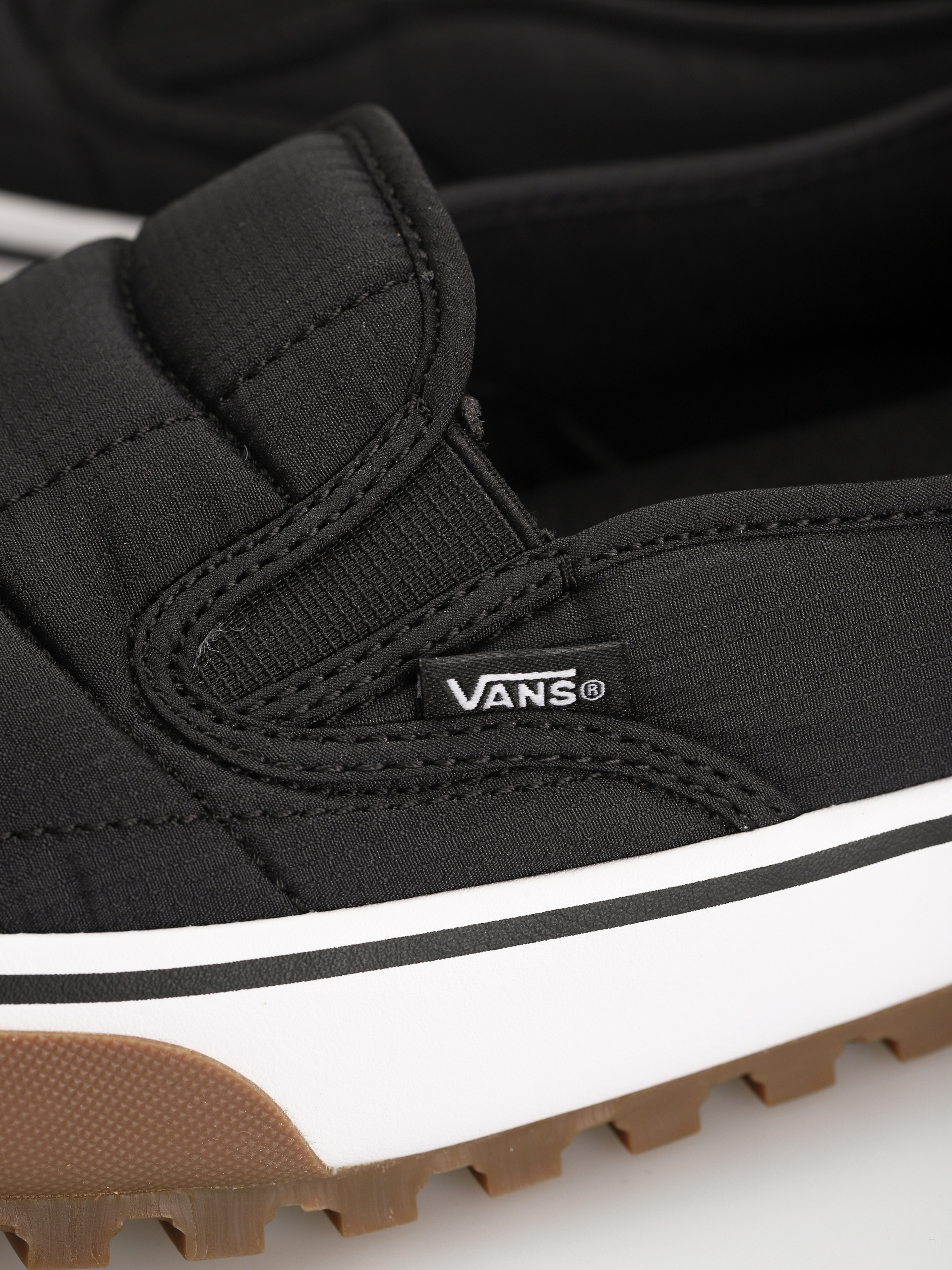 Pantofi Vans Snow Lodge Slipper guard (quilted black)
