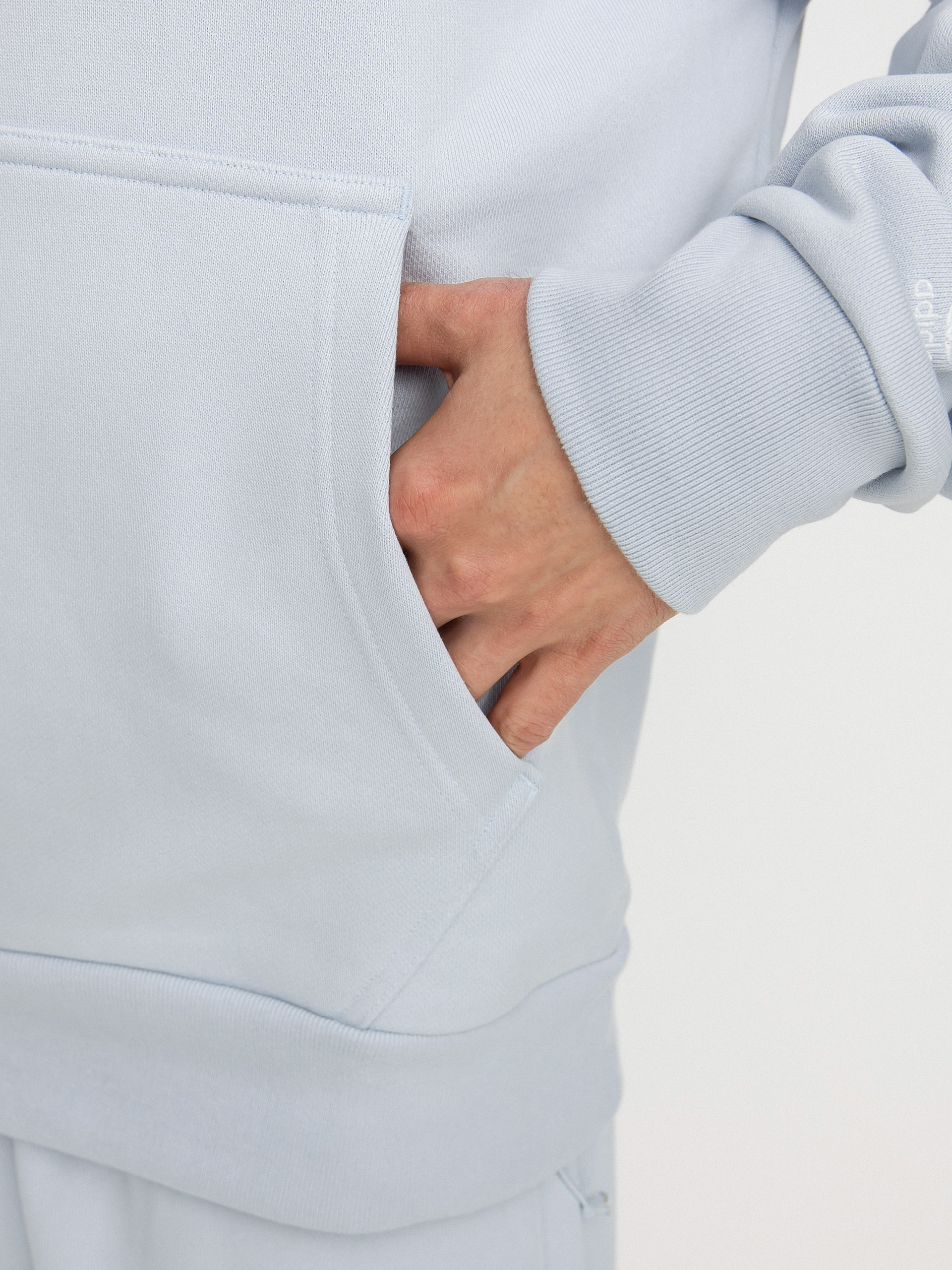 Hanorac cu glugă adidas Originals Pharrell Williams Basics HD (halblu)