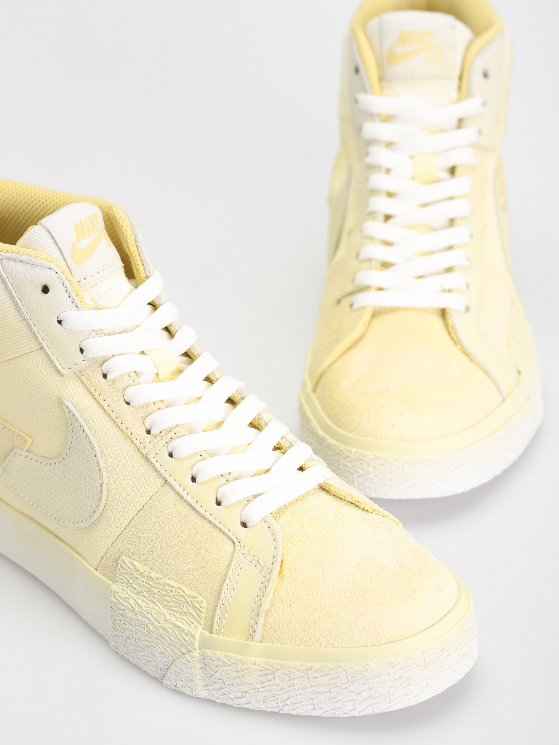 Pantofi Nike SB Zoom Blazer Mid Prm (lemon wash/lemon wash lemon wash white)