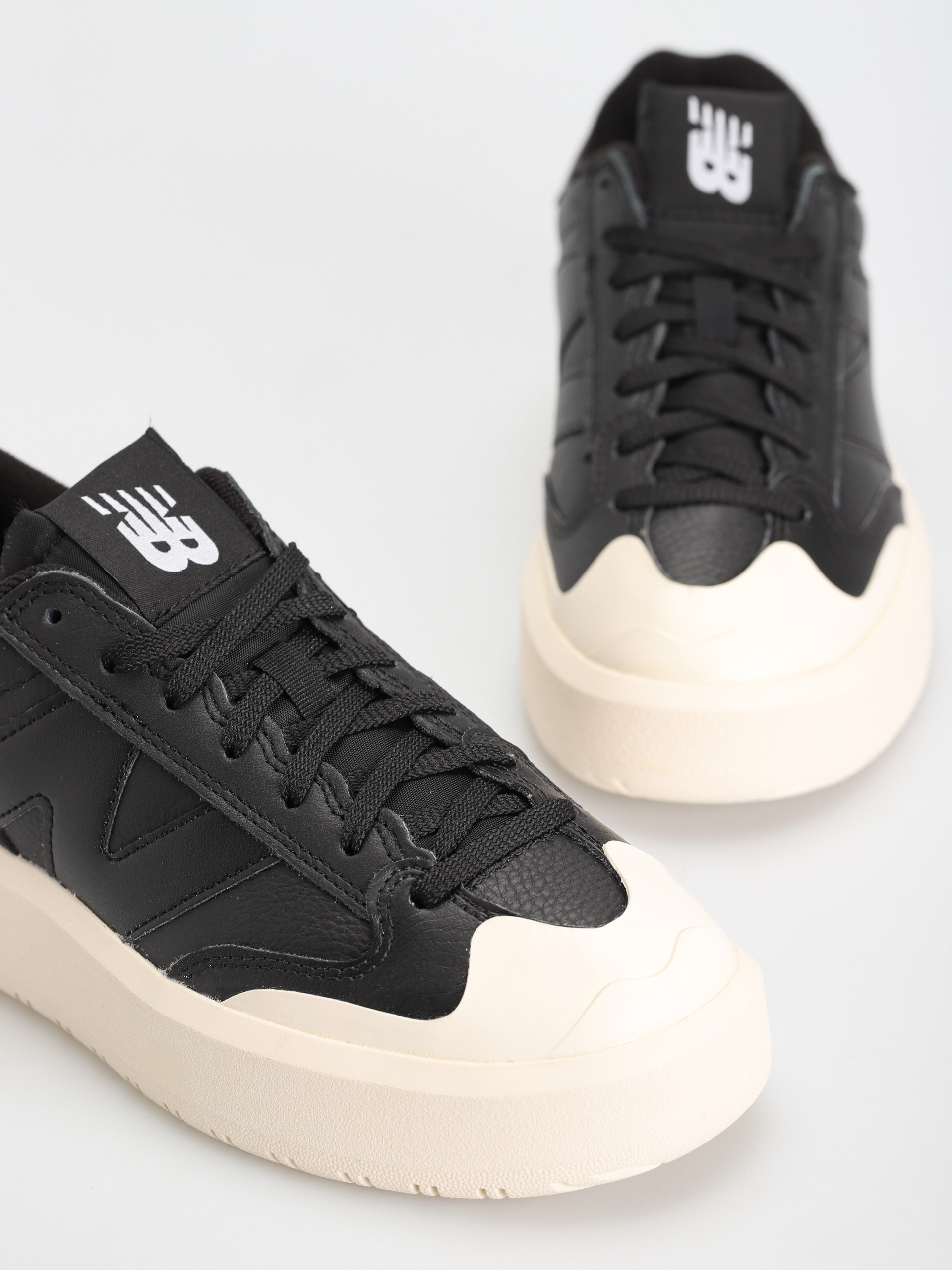 Pantofi New Balance CT302 (black)
