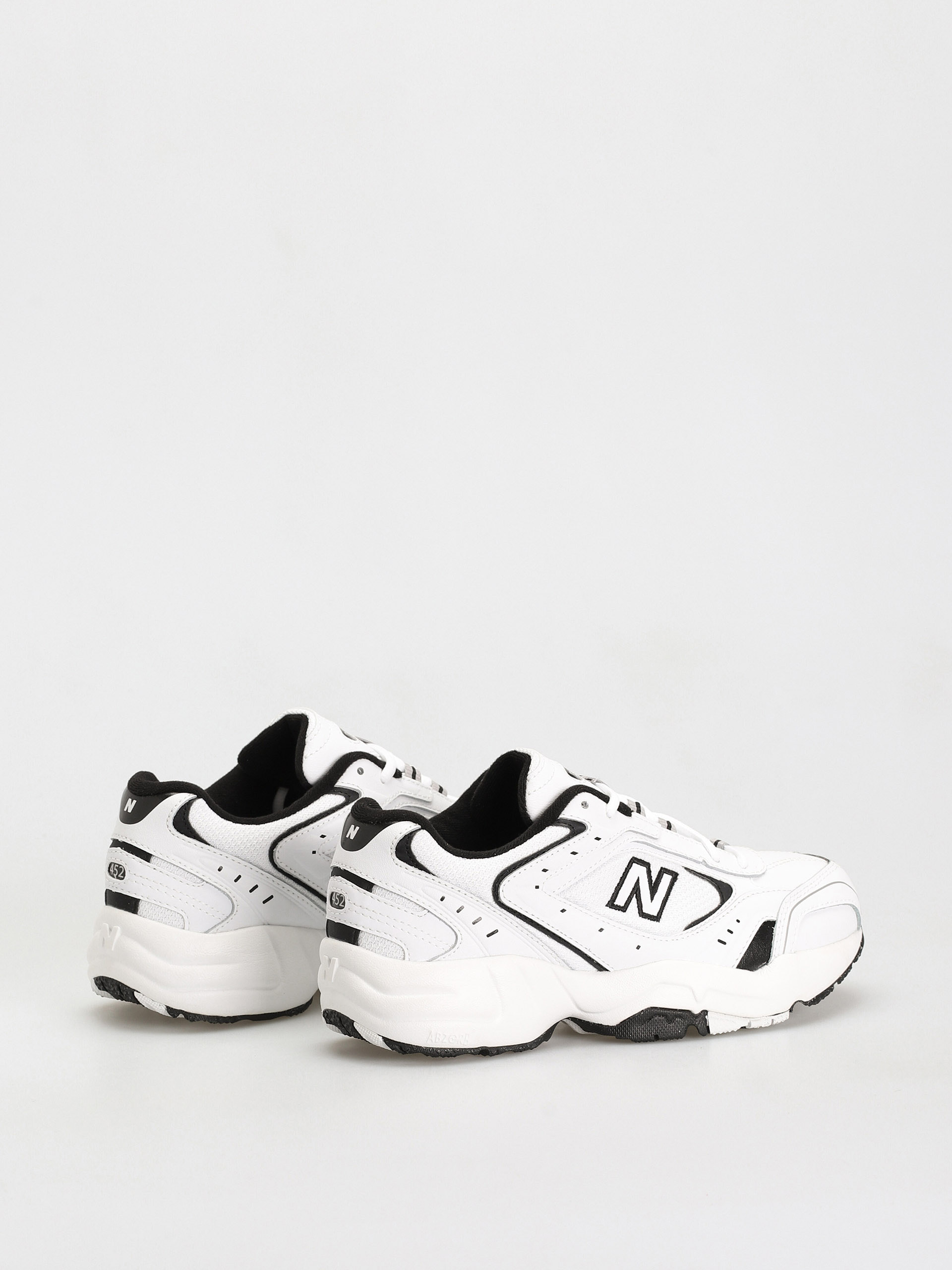 Pantofi New Balance 452 Wmn (white/black)