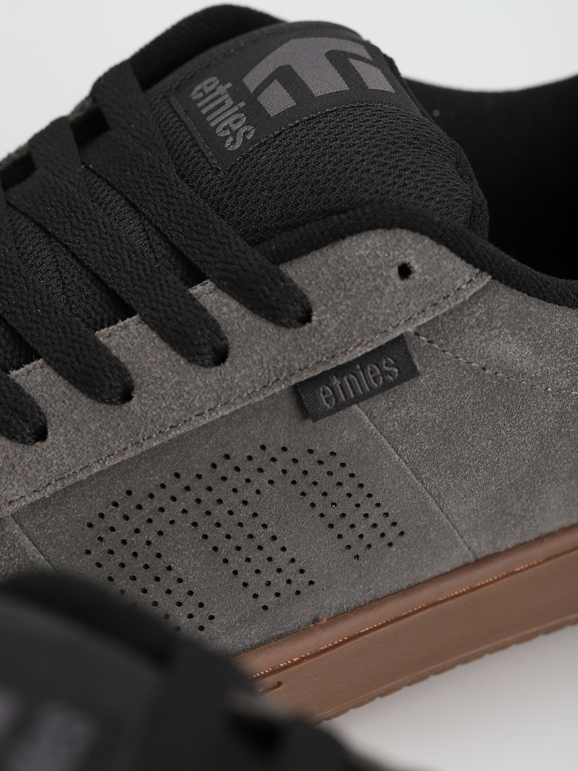 Pantofi Etnies Kingpin (grey/black/gum)
