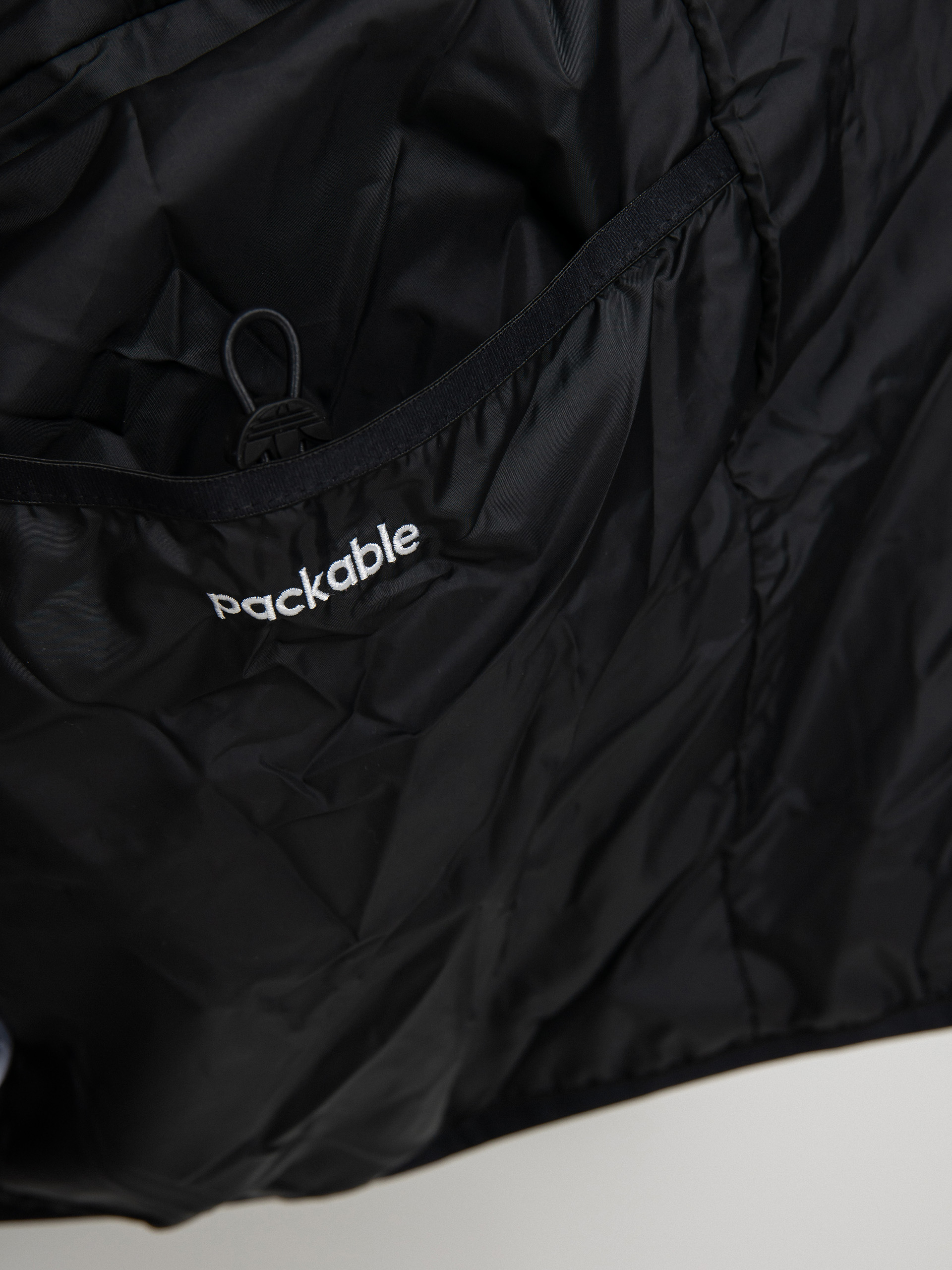 Geacă adidas Originals Padpuff Stand (black)