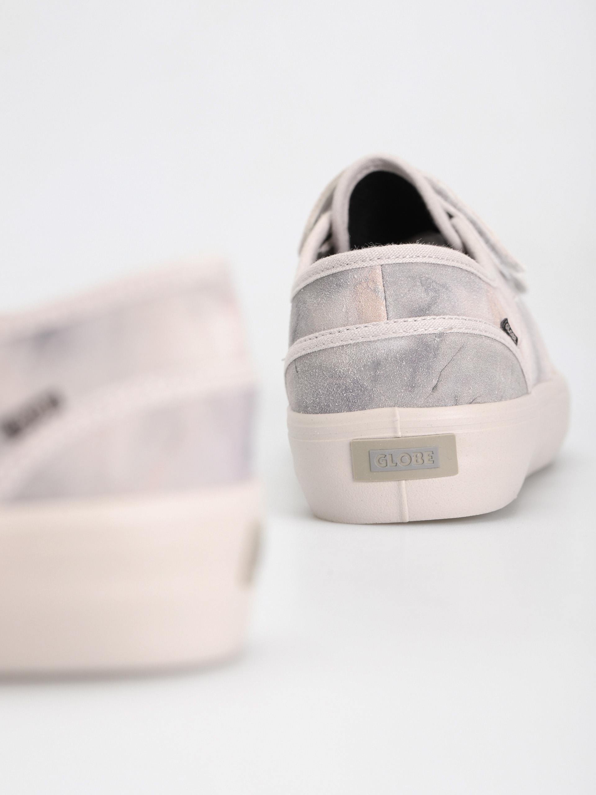 Pantofi Globe Motley II Strap (grey/smoke)