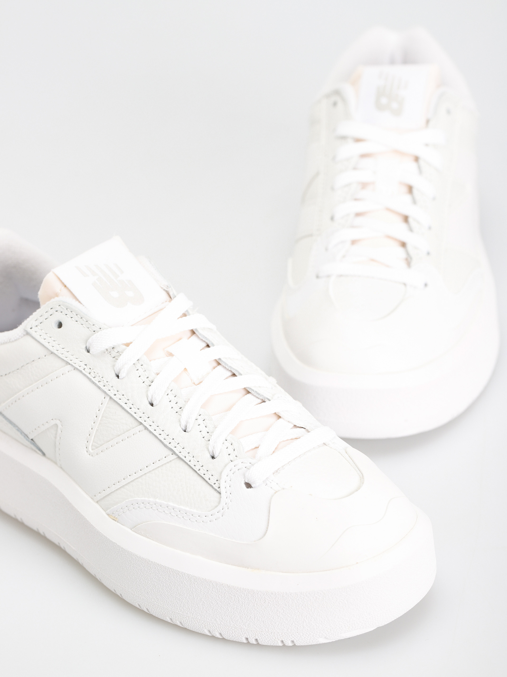 Pantofi New Balance 302 (white)