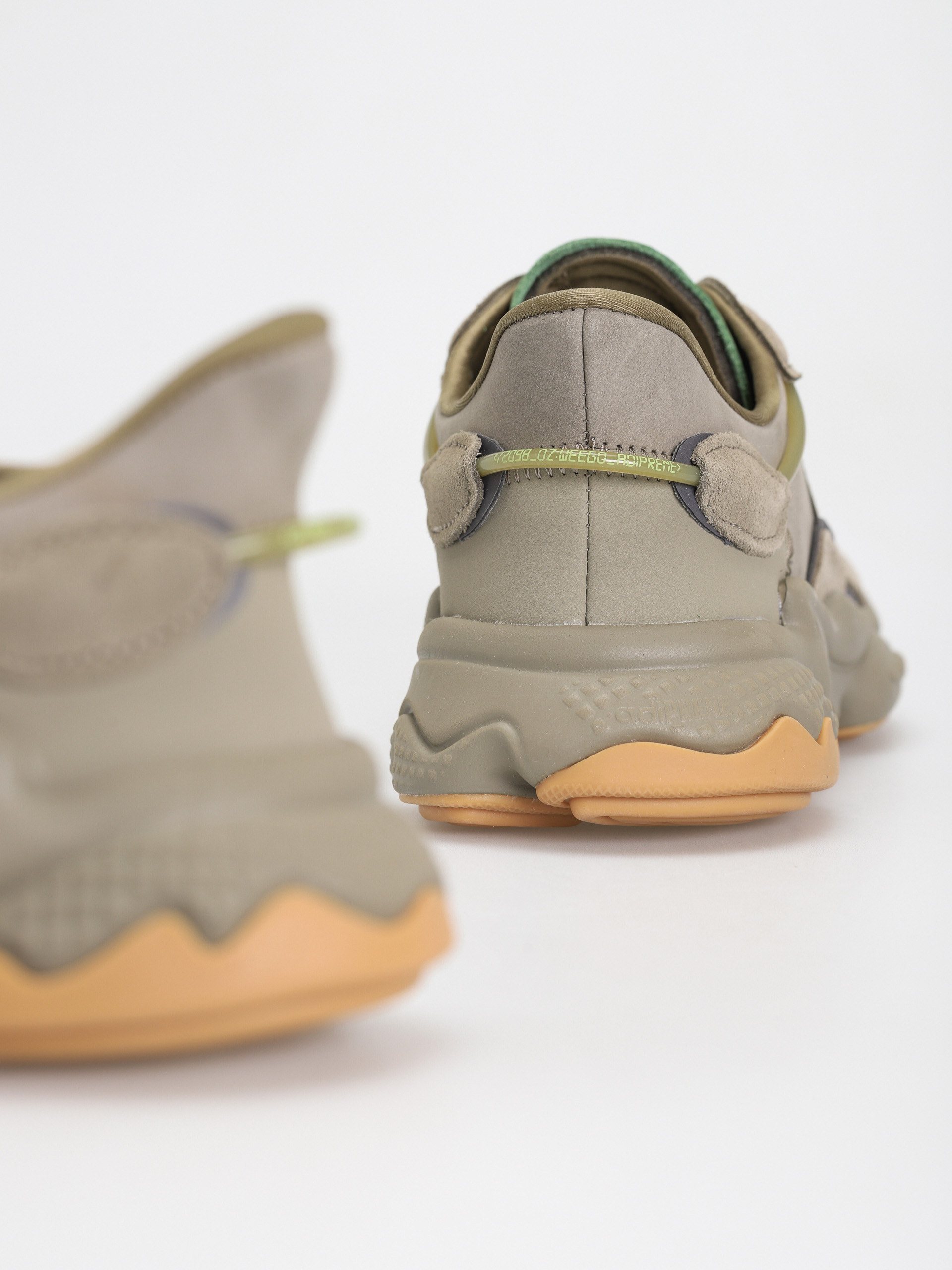 Pantofi adidas Originals Ozweego (tracar/ngtcar/rawkha)