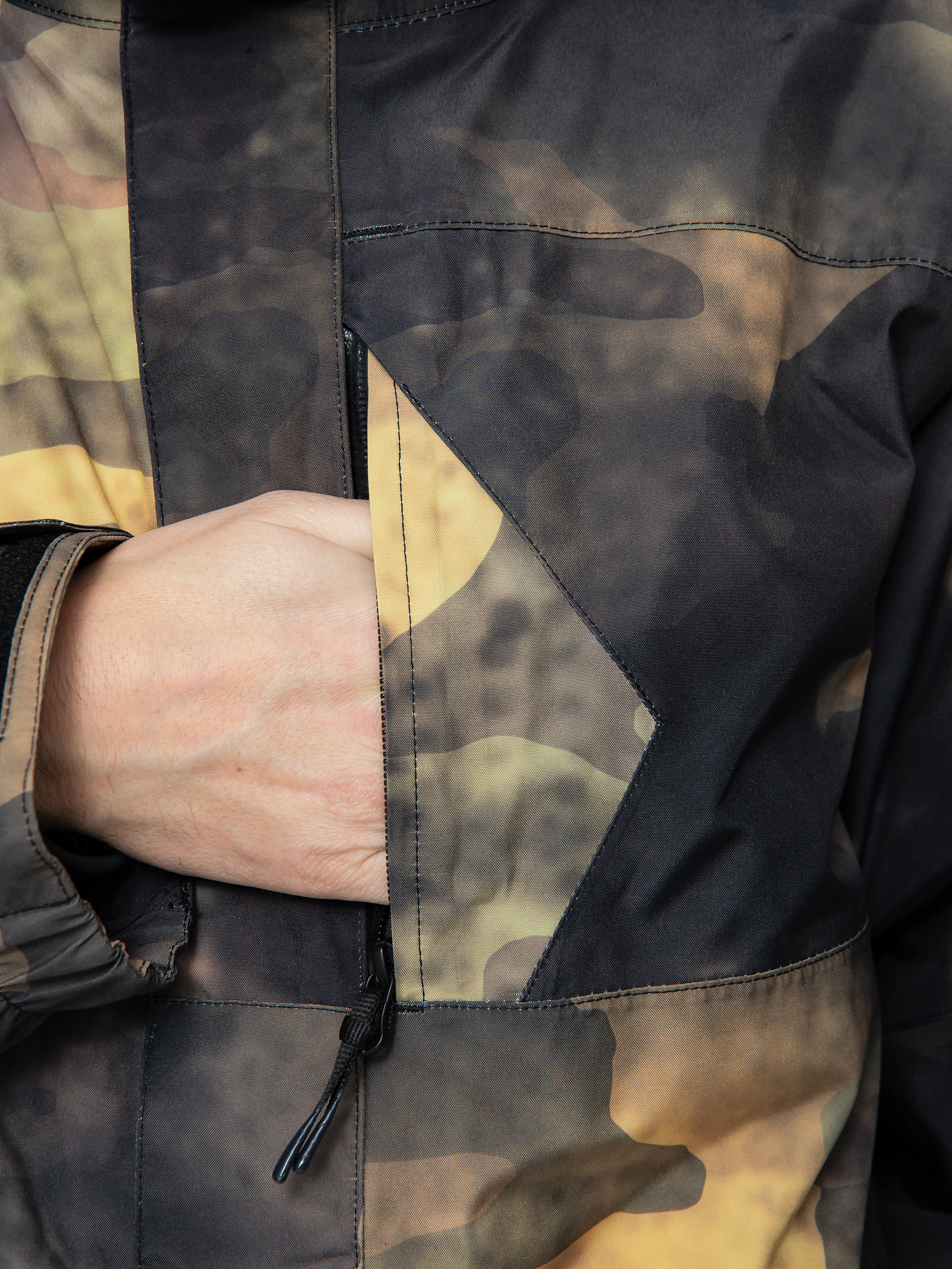 Pentru bărbați Geacă de snowboard Volcom L Ins Gore Tex (camouflage)