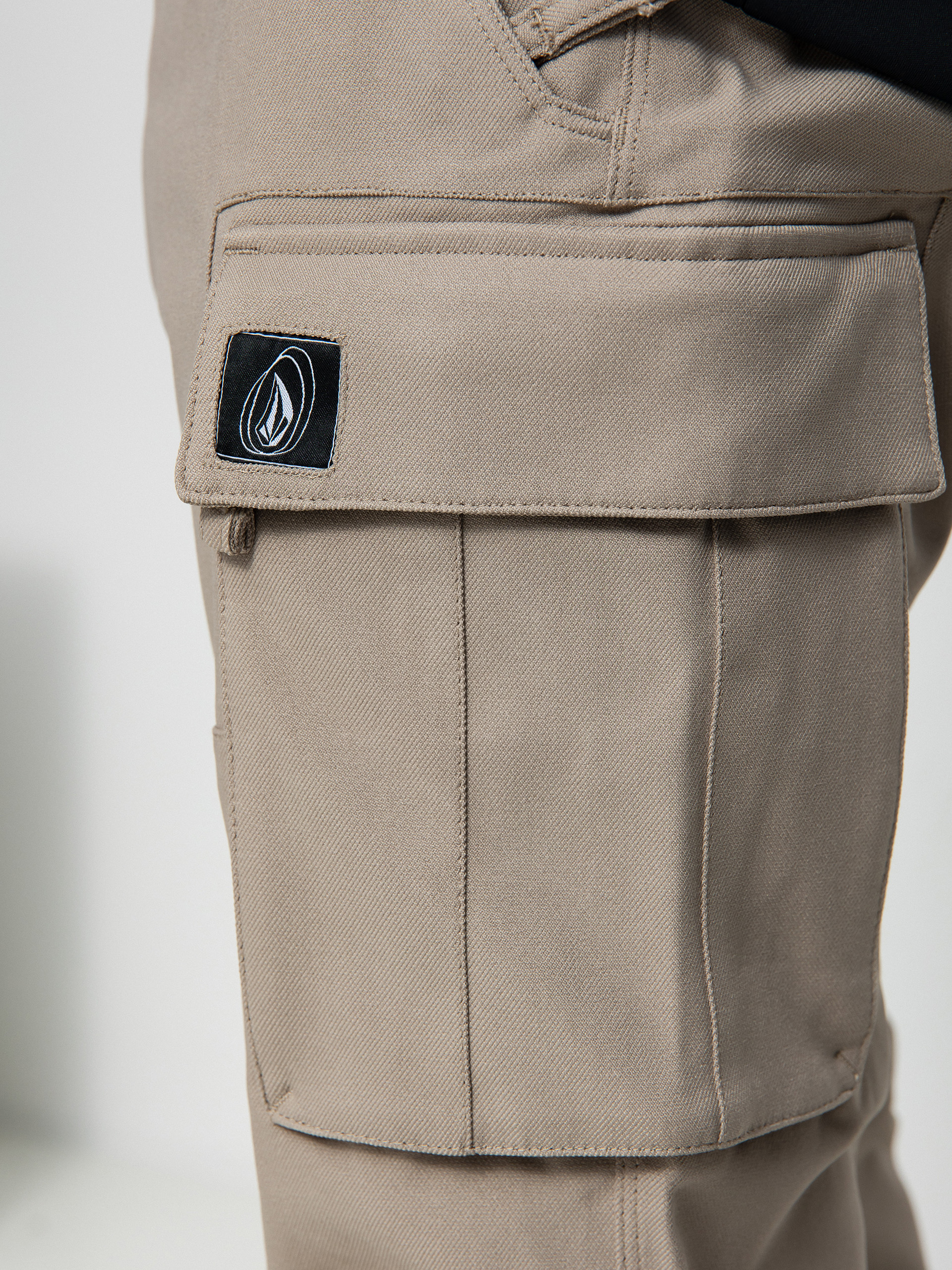 Pentru bărbați Pantaloni pentru snowboard Volcom New Articulated (dark khaki)