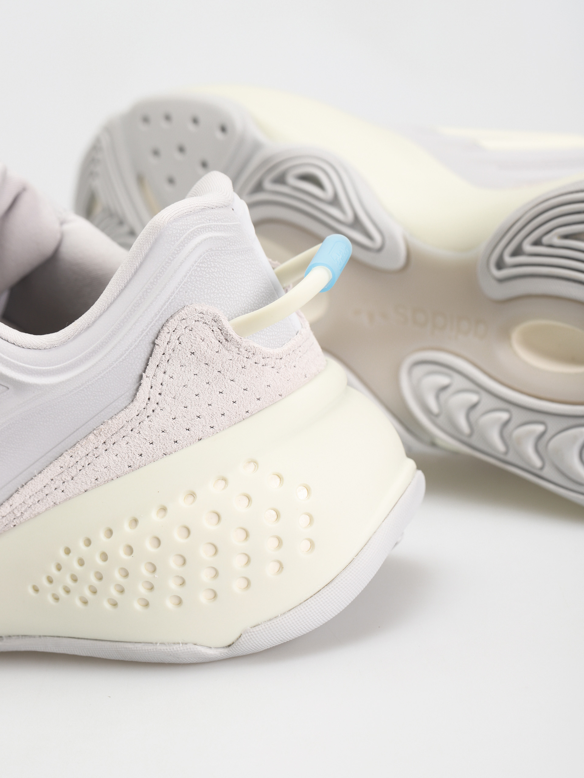 Pantofi adidas Originals Ozrah (lgsogr/owhite/cblack)