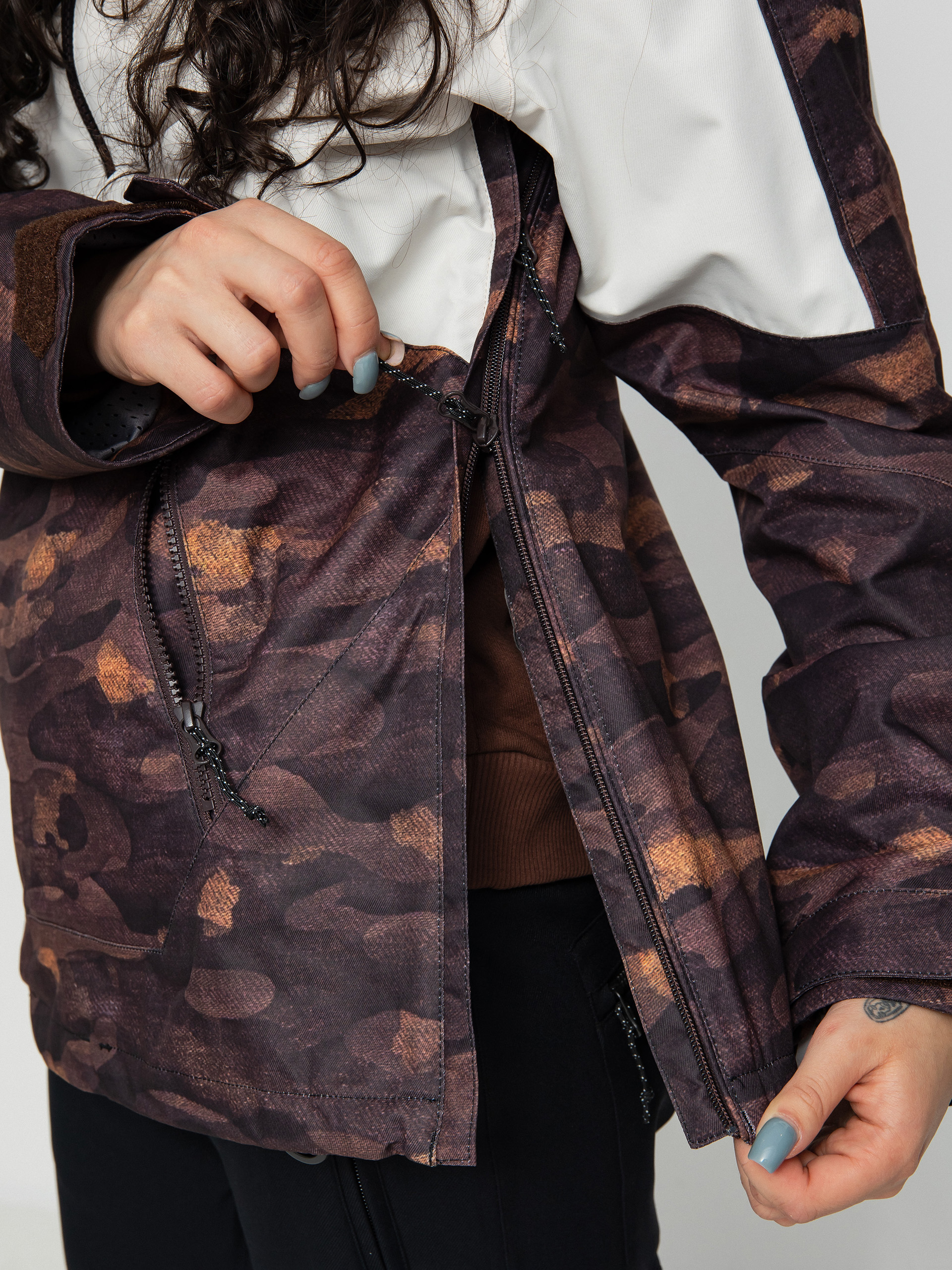 Pentru femei Geacă de snowboard Volcom Mirror Pullover (dusk camo)