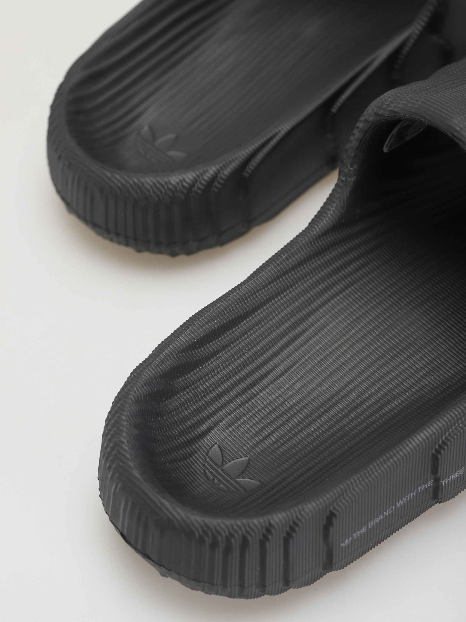 Șlapi adidas Originals Adilette 22 (carbon/carbon/carbon)
