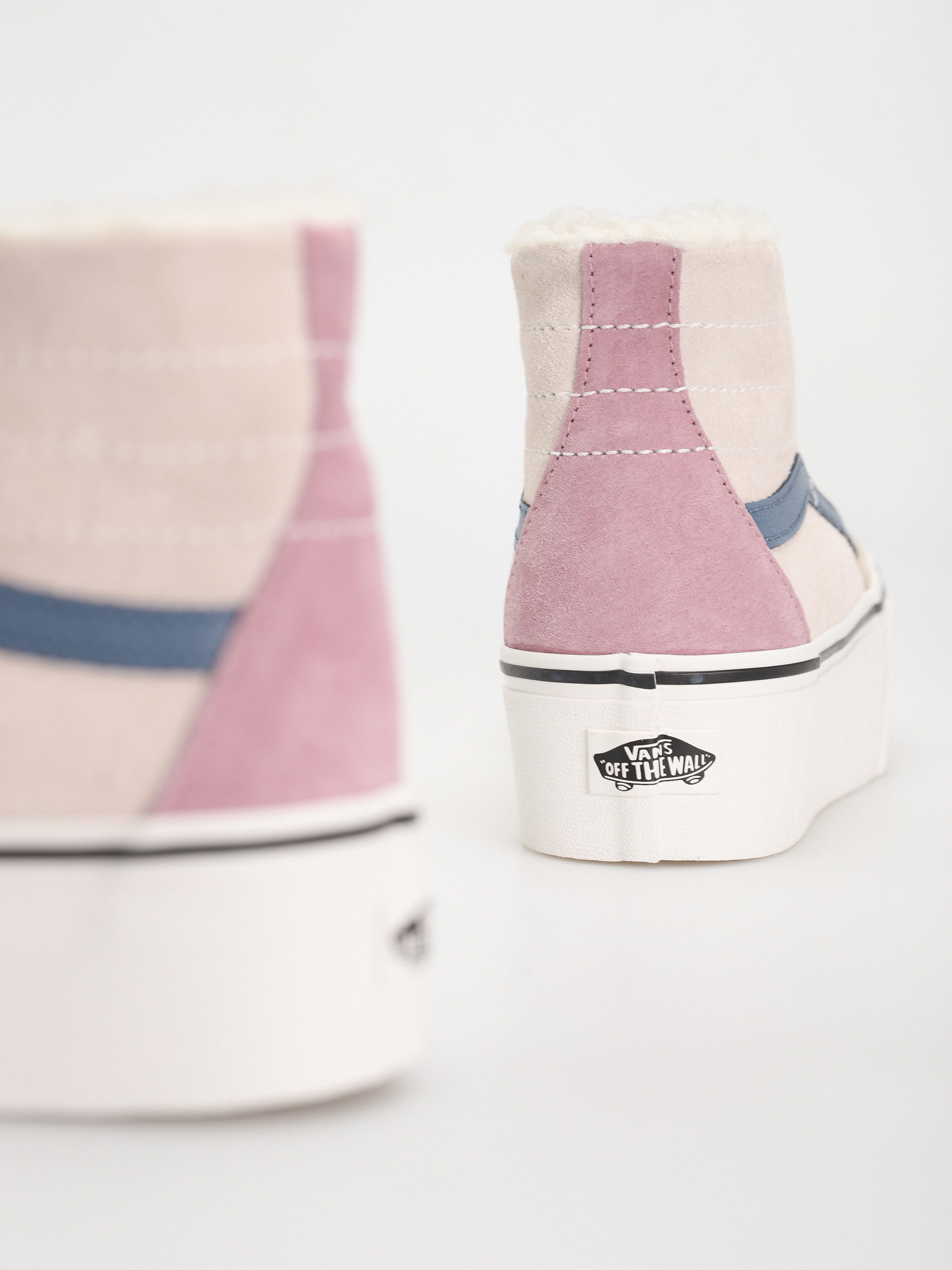 Pantofi Vans Sk8 Hi Tapered Stackform (pig suede/sherpa multi color)