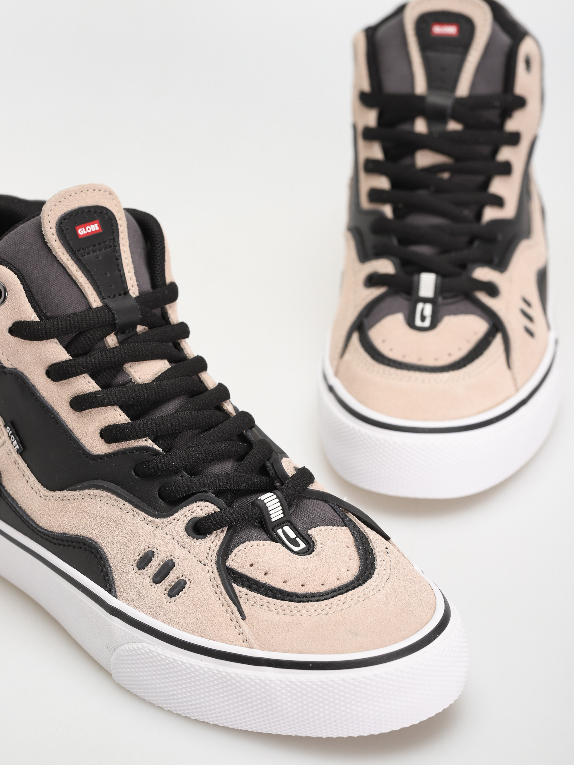 Pantofi Globe Dimension (khaki/black)