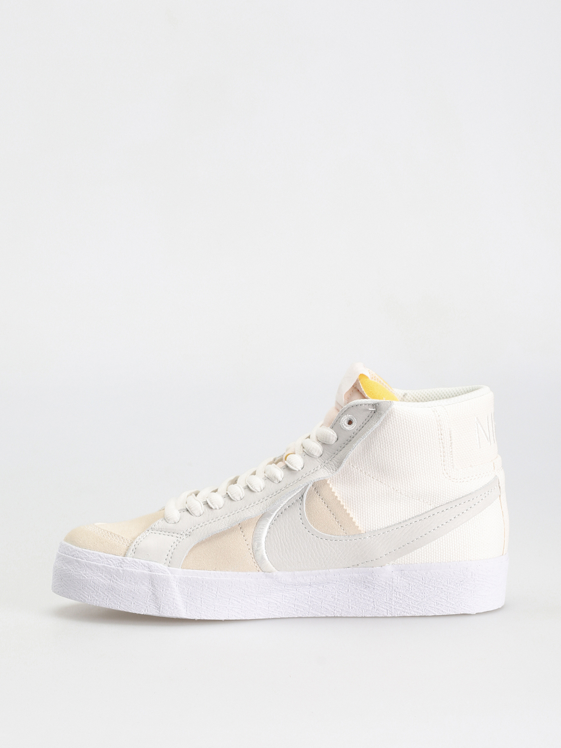 Pantofi Nike SB Zoom Blazer Mid Prm (summit white/summit white)