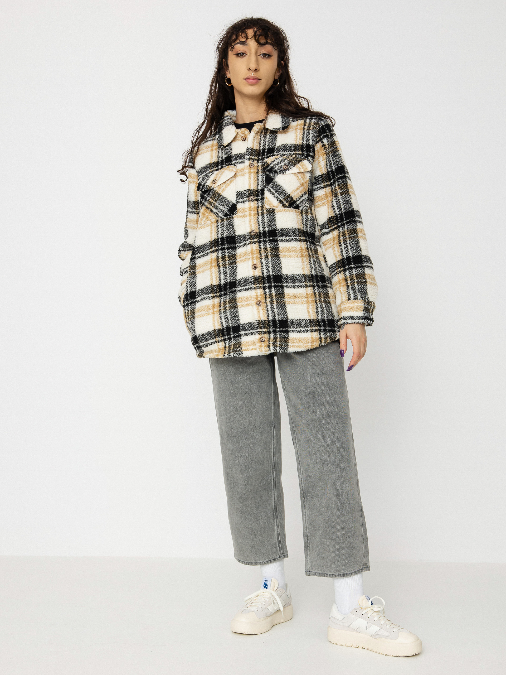 Geacu0103 Volcom Silent Sherpa Wmn (hazelnut)