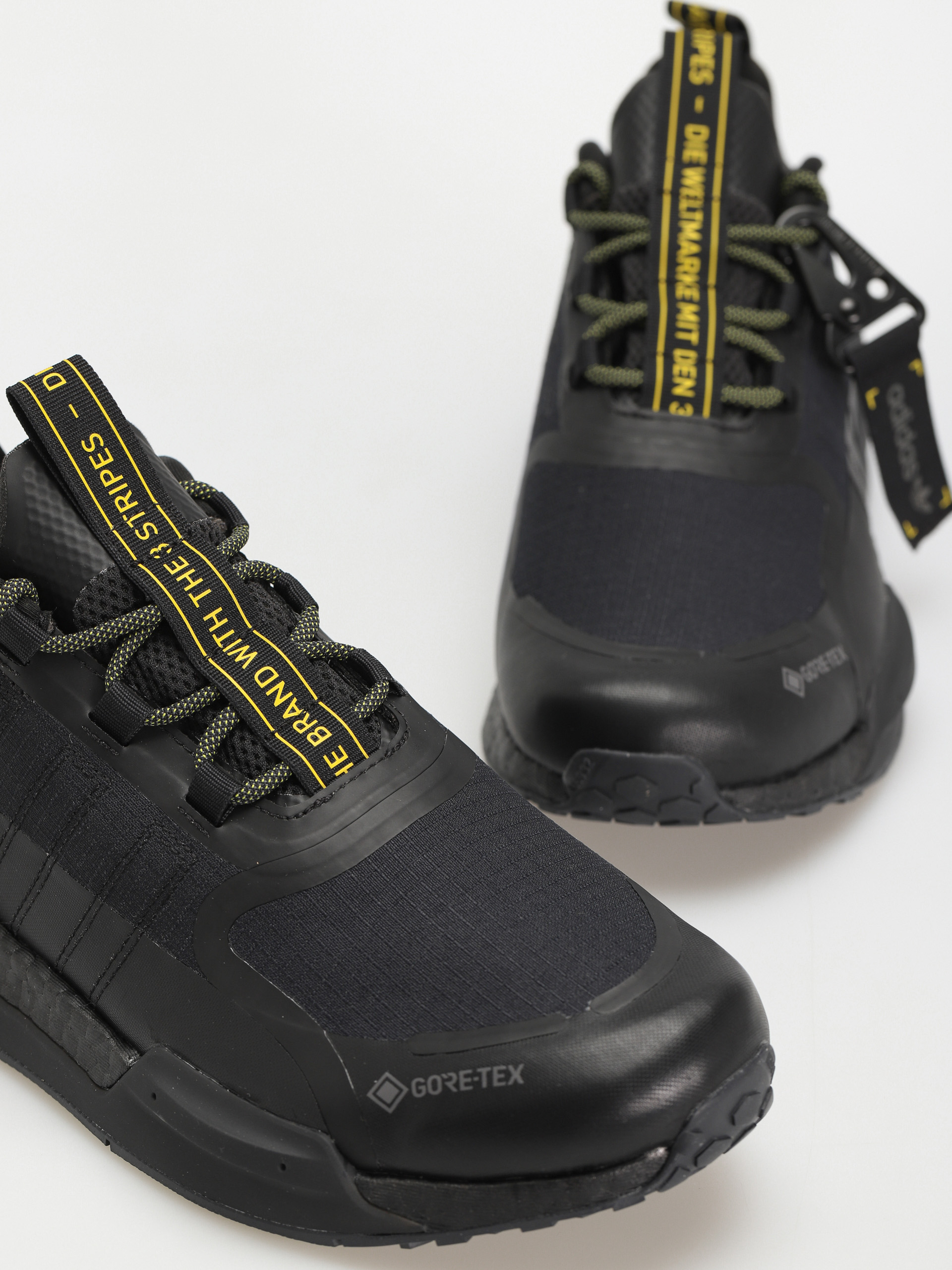 Pantofi adidas Originals Nmd V3 Gtx (cblack/grefiv/impyel)