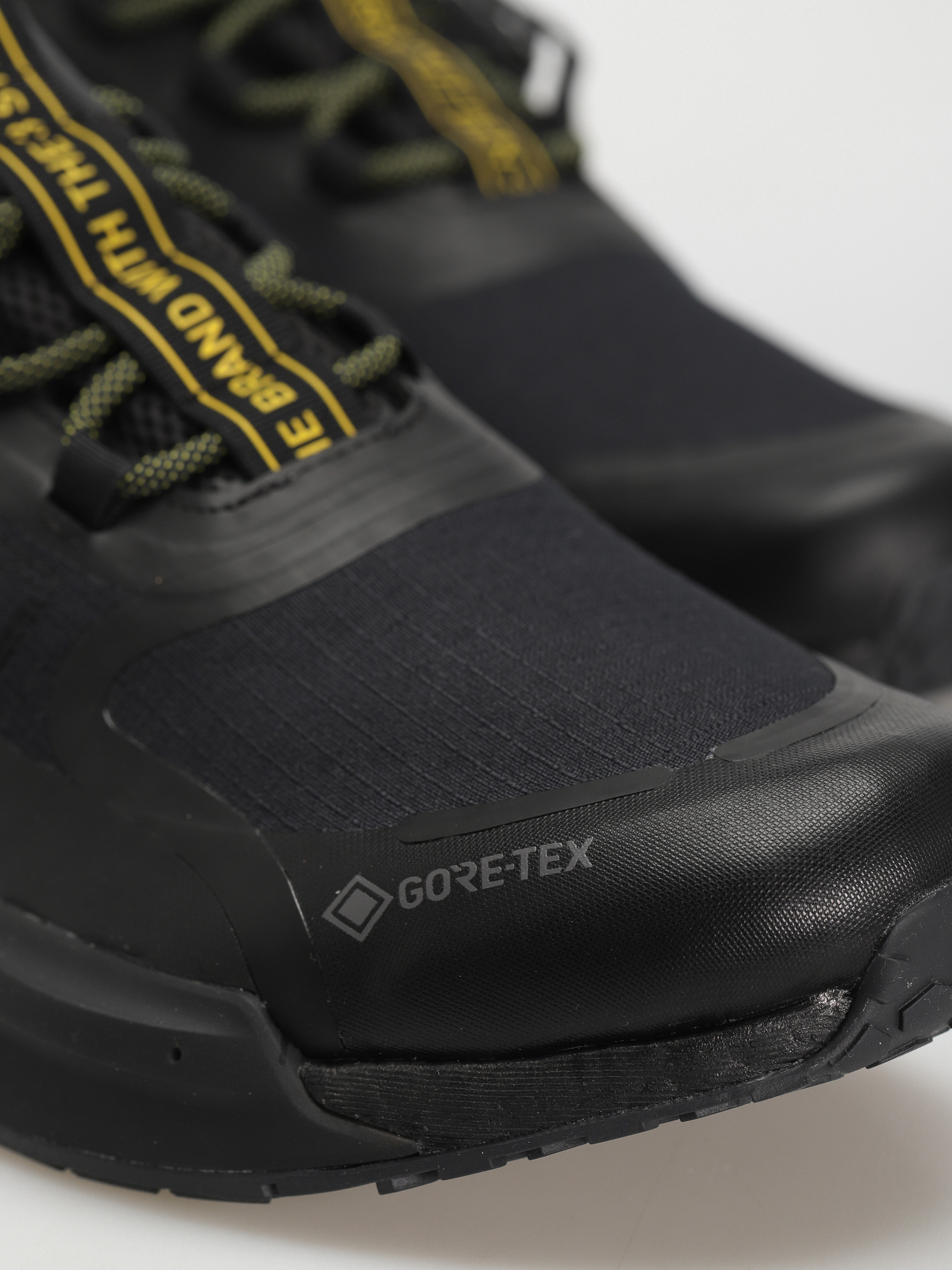 Pantofi adidas Originals Nmd V3 Gtx (cblack/grefiv/impyel)