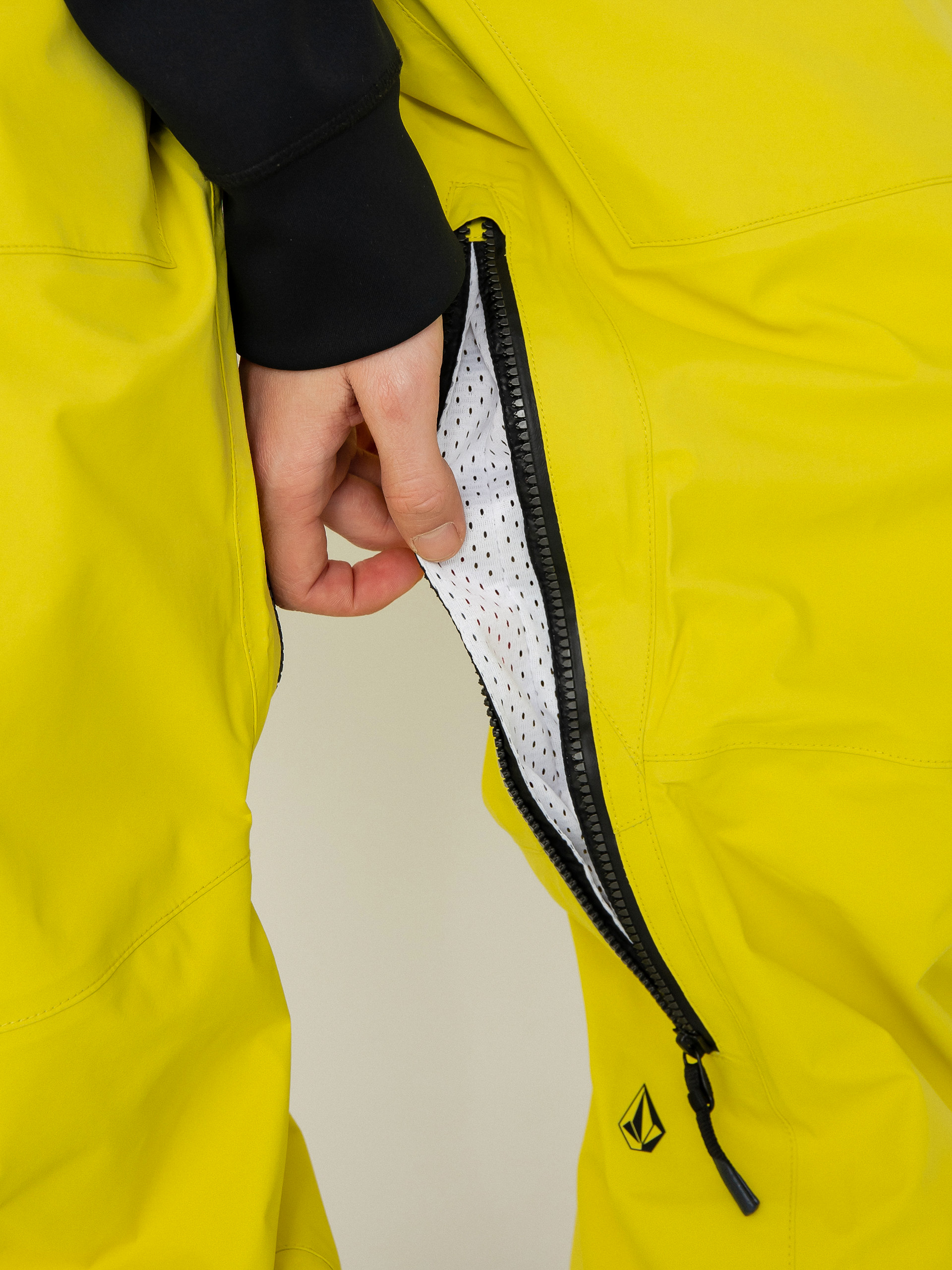 Pentru bărbați Pantaloni pentru snowboard Volcom Guide Gore Tex (citron)