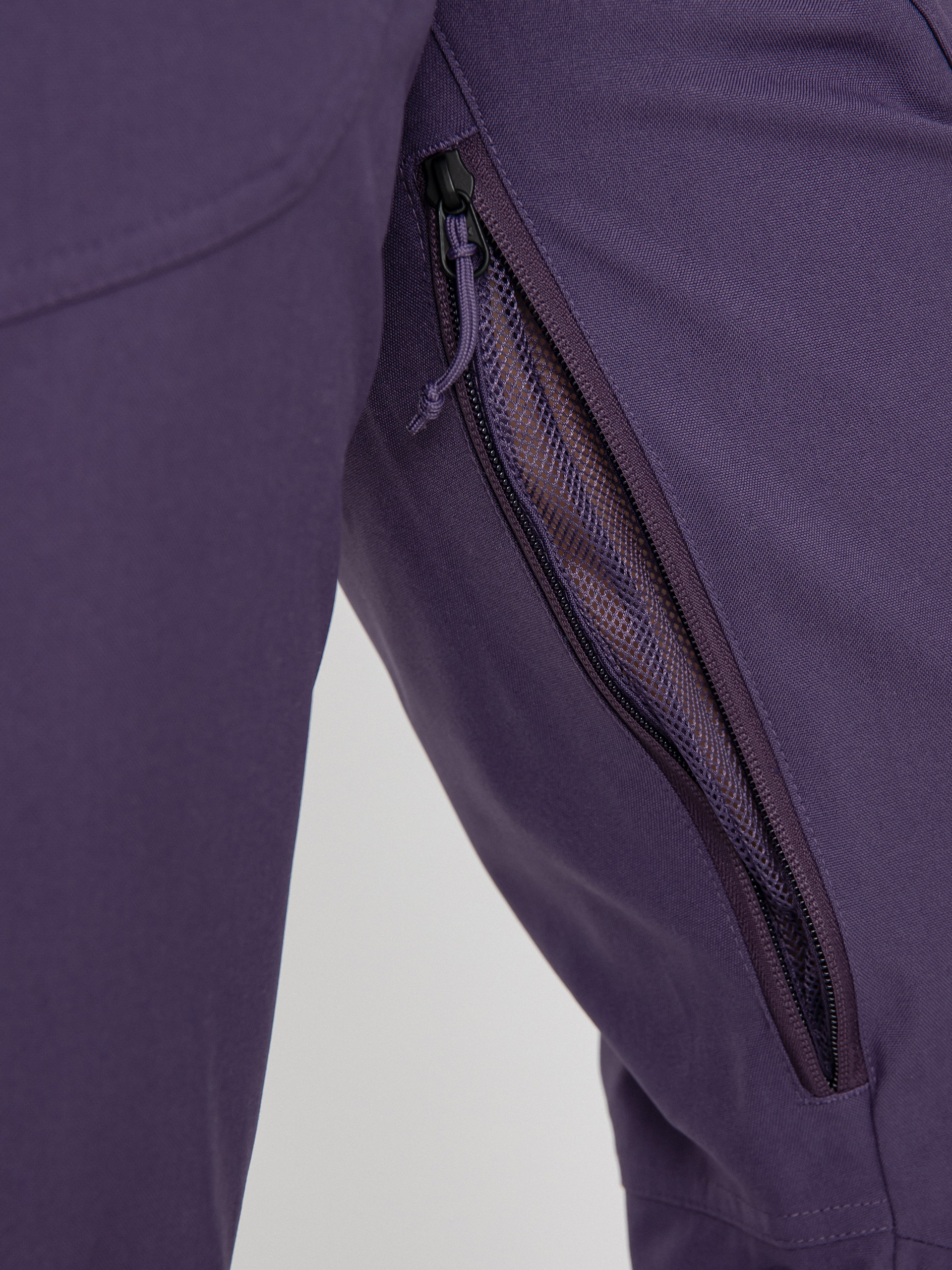 Pentru femei Pantaloni pentru snowboard Burton Vida Stretch (violet halo)