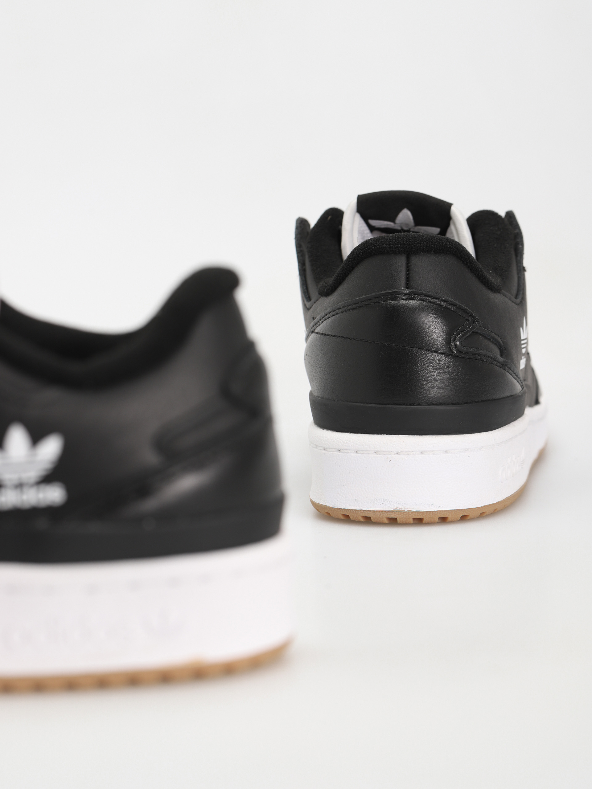 Pantofi adidas Forum 84 Low Adv (cblack/cwhite/cwhite)