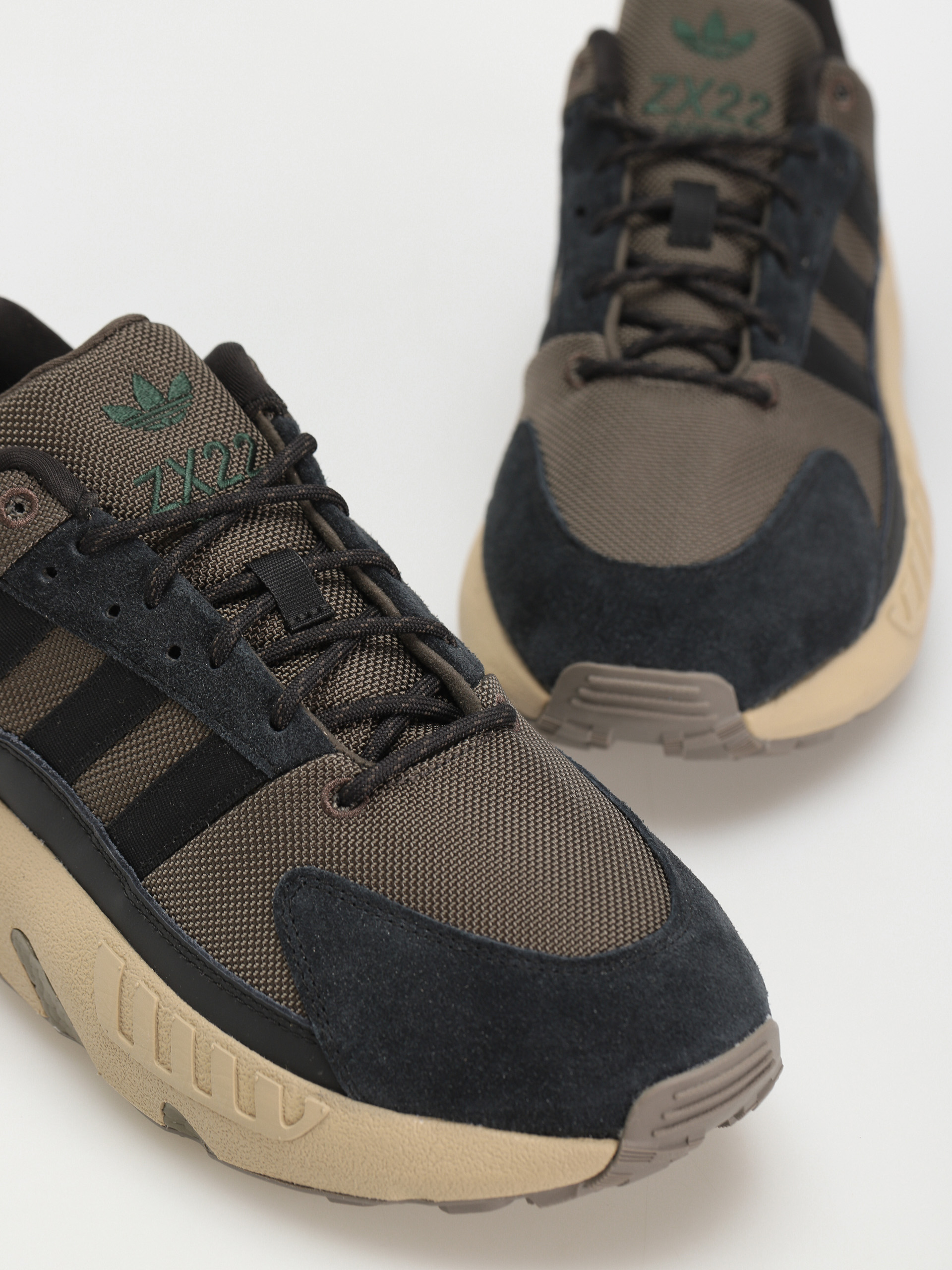 Pantofi adidas Originals Zx 22 Boost - maro, negru (shaoli/shagrn