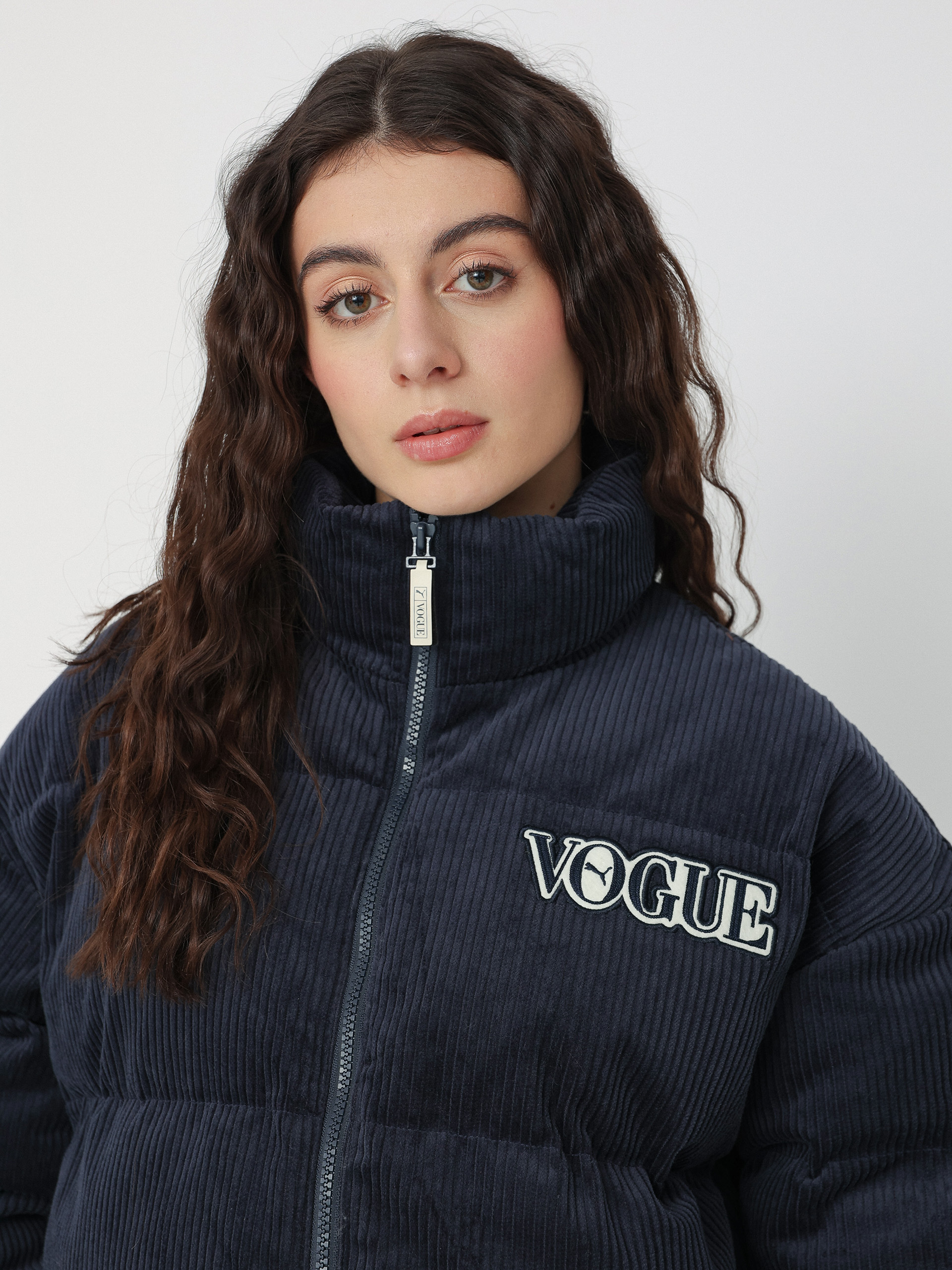 Geacă Puma X Vogue Oversized Puffer Wmn (parisian night)