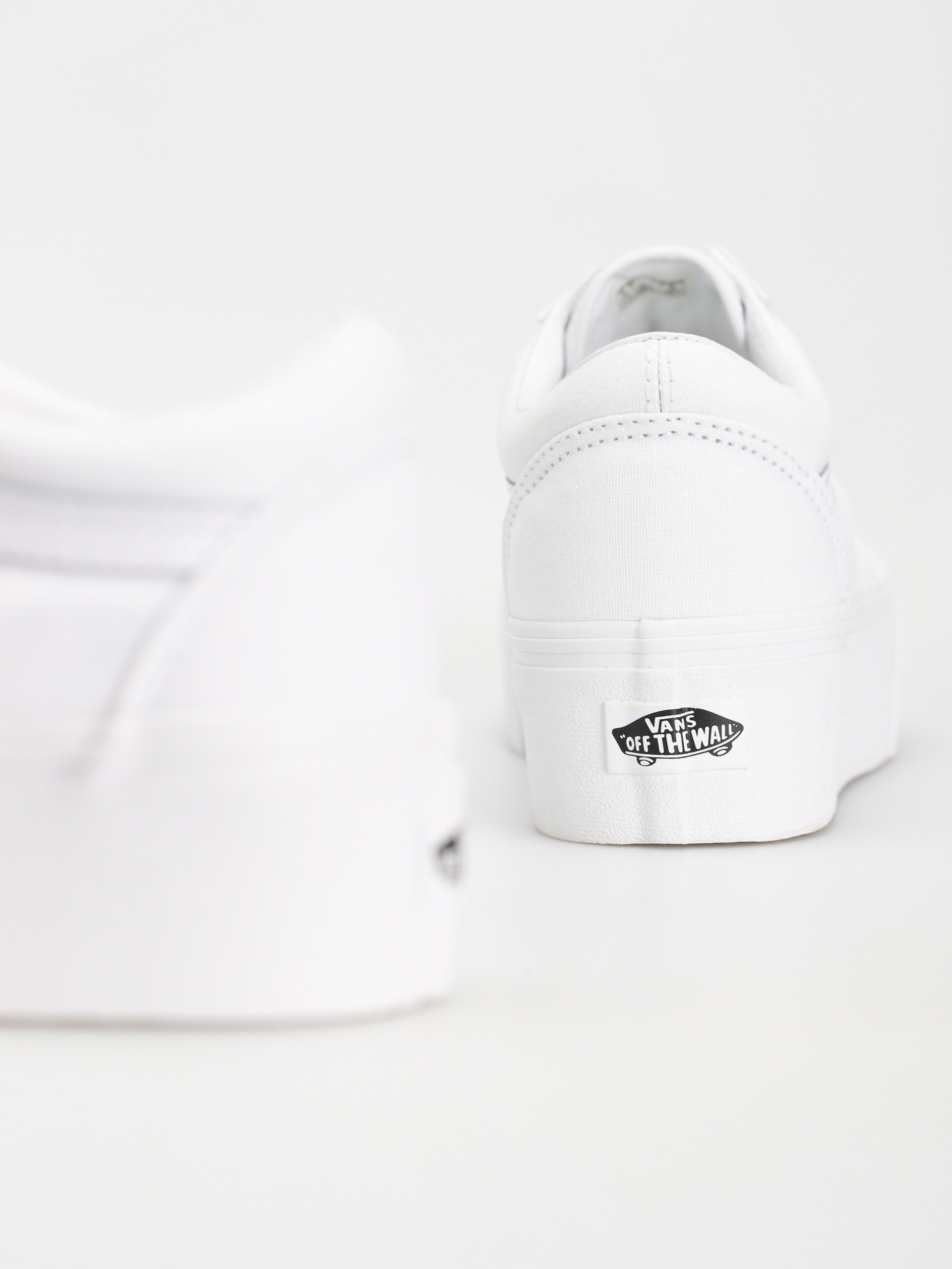 Pantofi Vans Old Skool Stackform Wmn (true white)