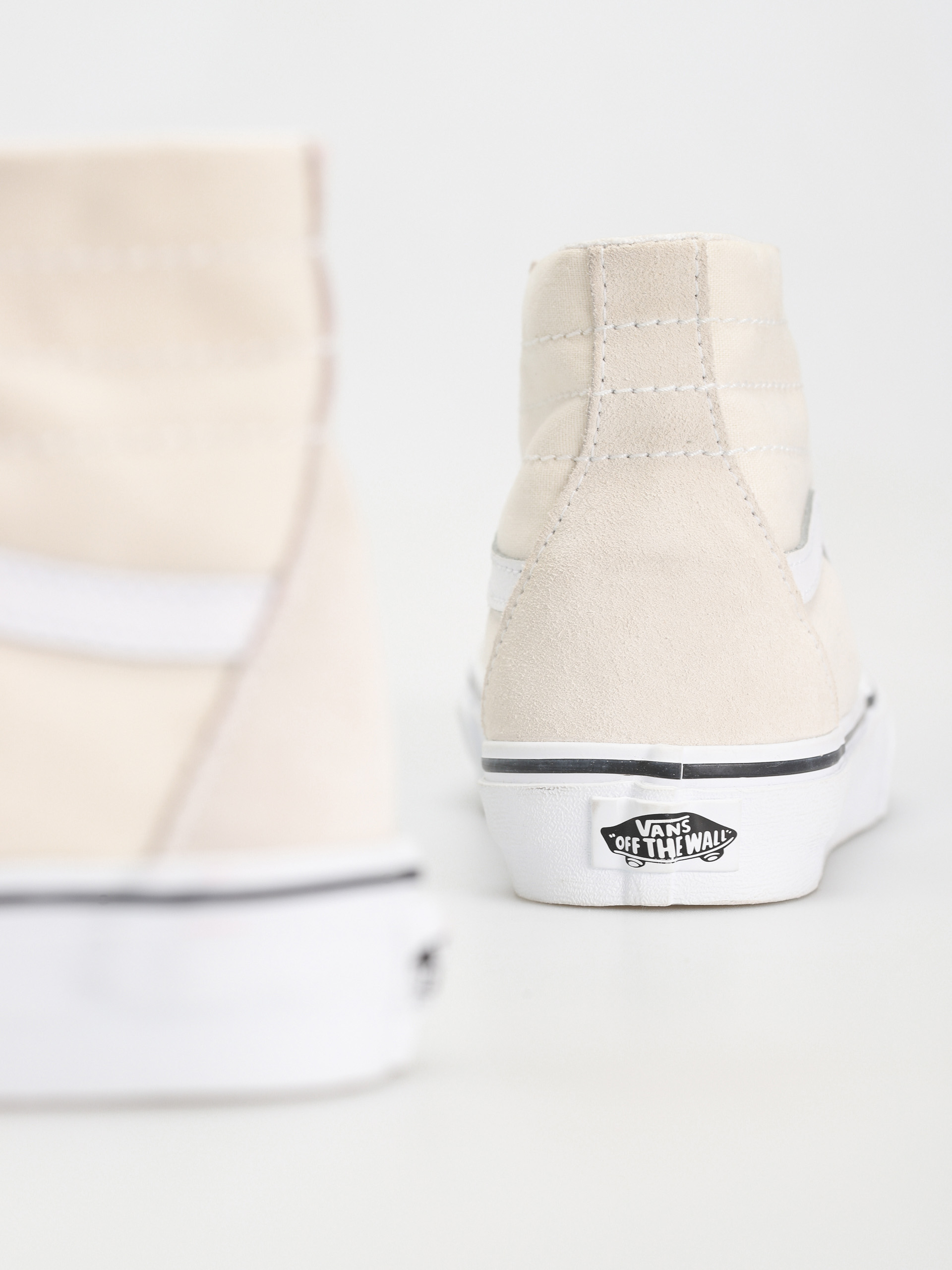 Pantofi Vans Sk8 Hi Tapered Wmn (suede/canvas marshmallow)