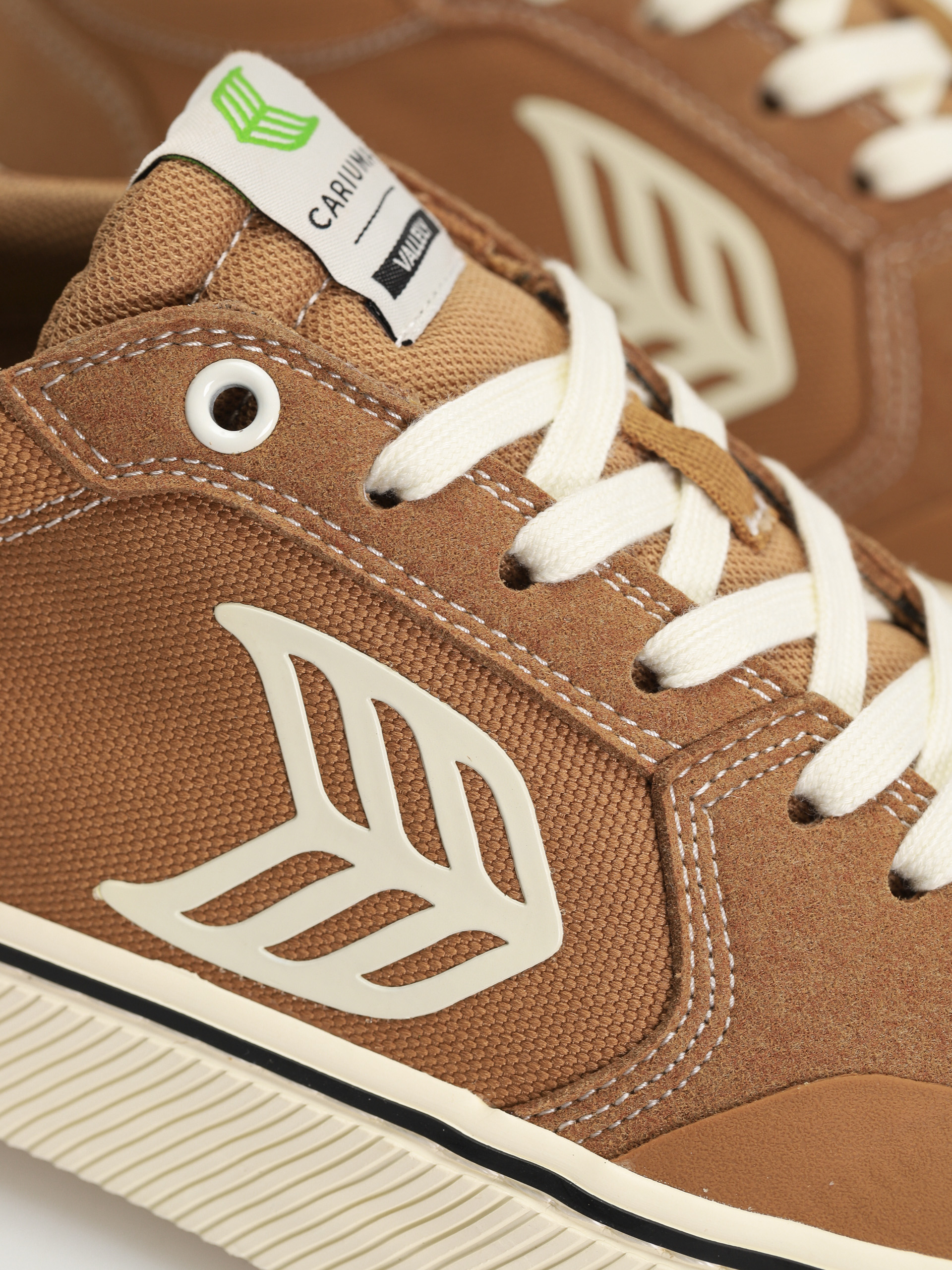 Pantofi Cariuma Vallely (camel/ivory)