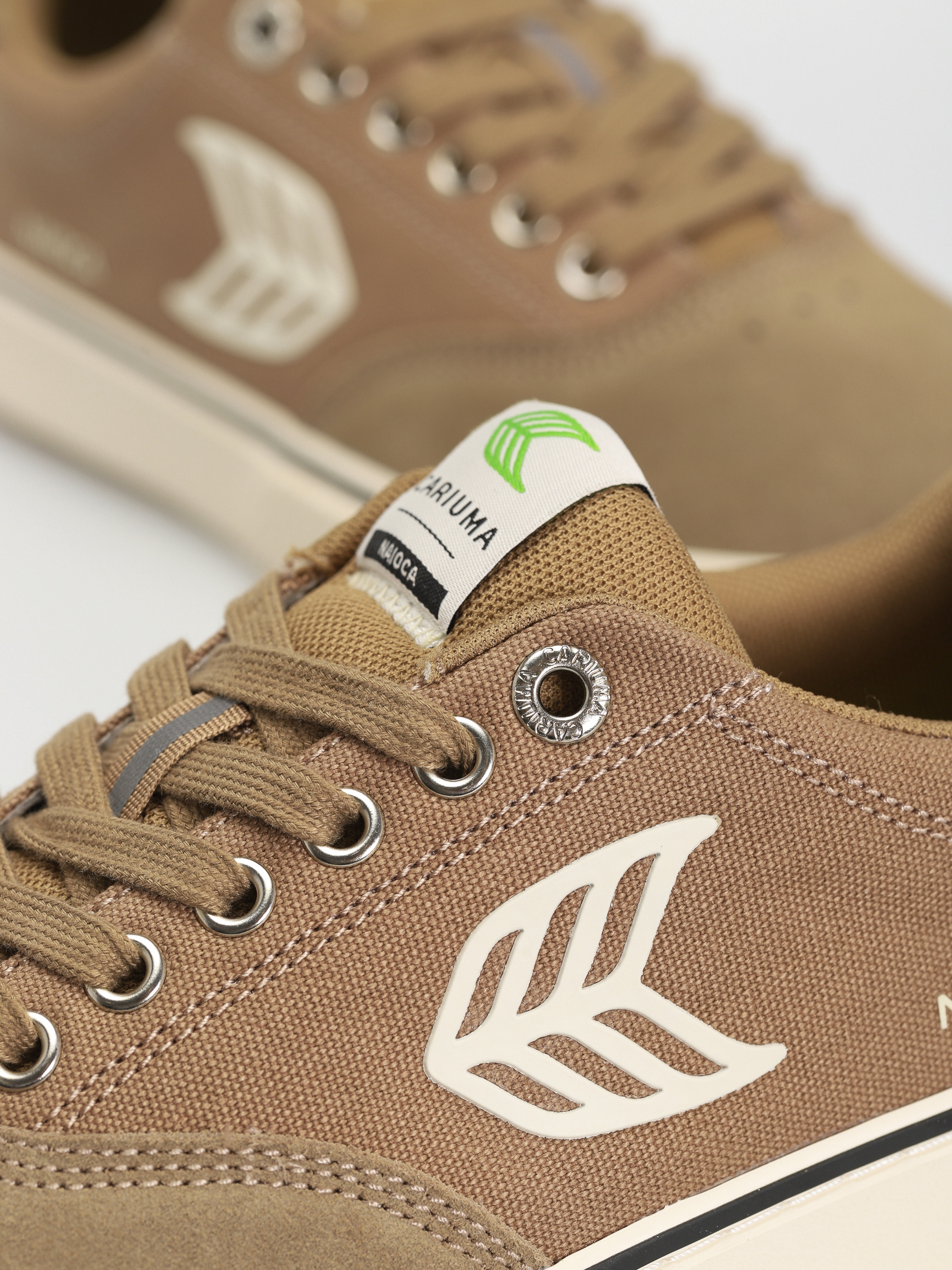 Pantofi Cariuma Naioca (sand/ivory)