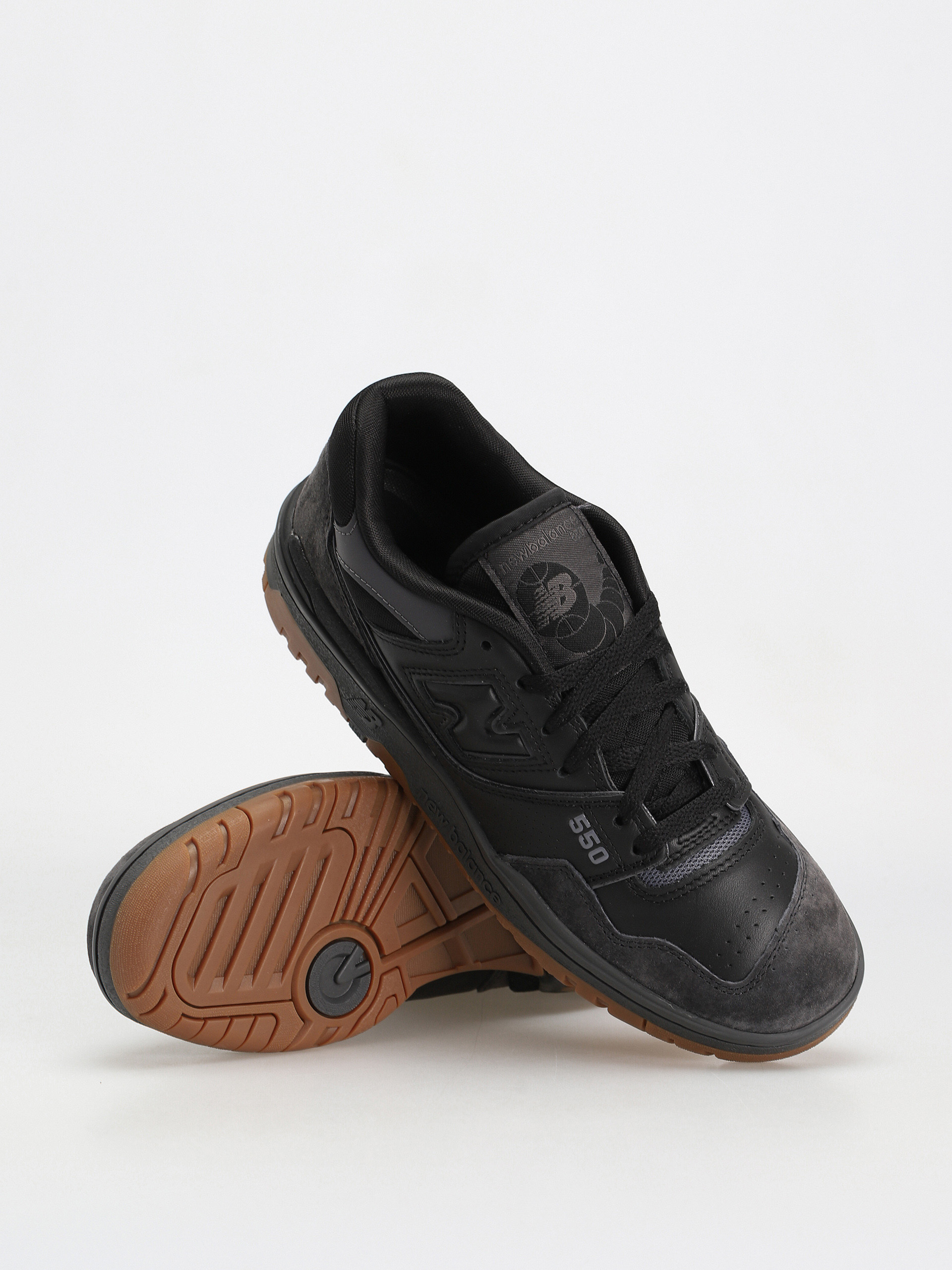 Pantofi New Balance 550 (black/gum/white)