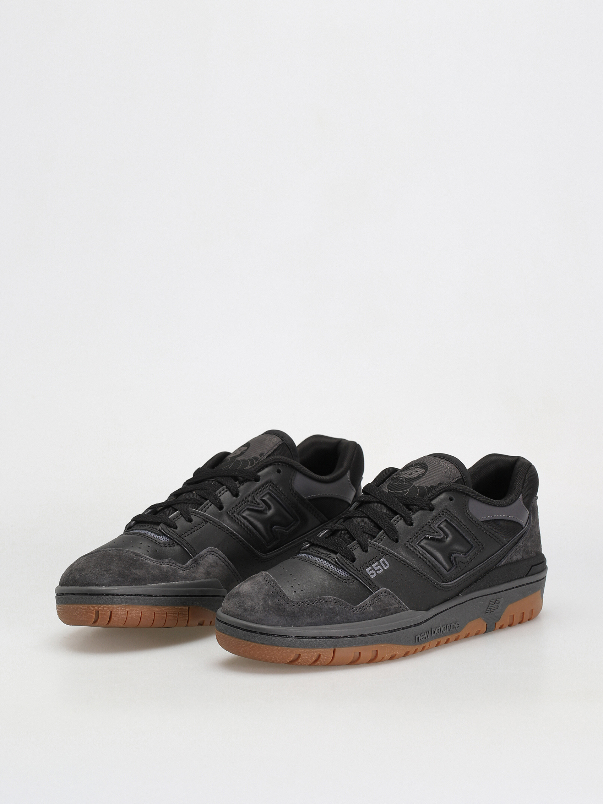 Pantofi New Balance 550 (black/gum/white)