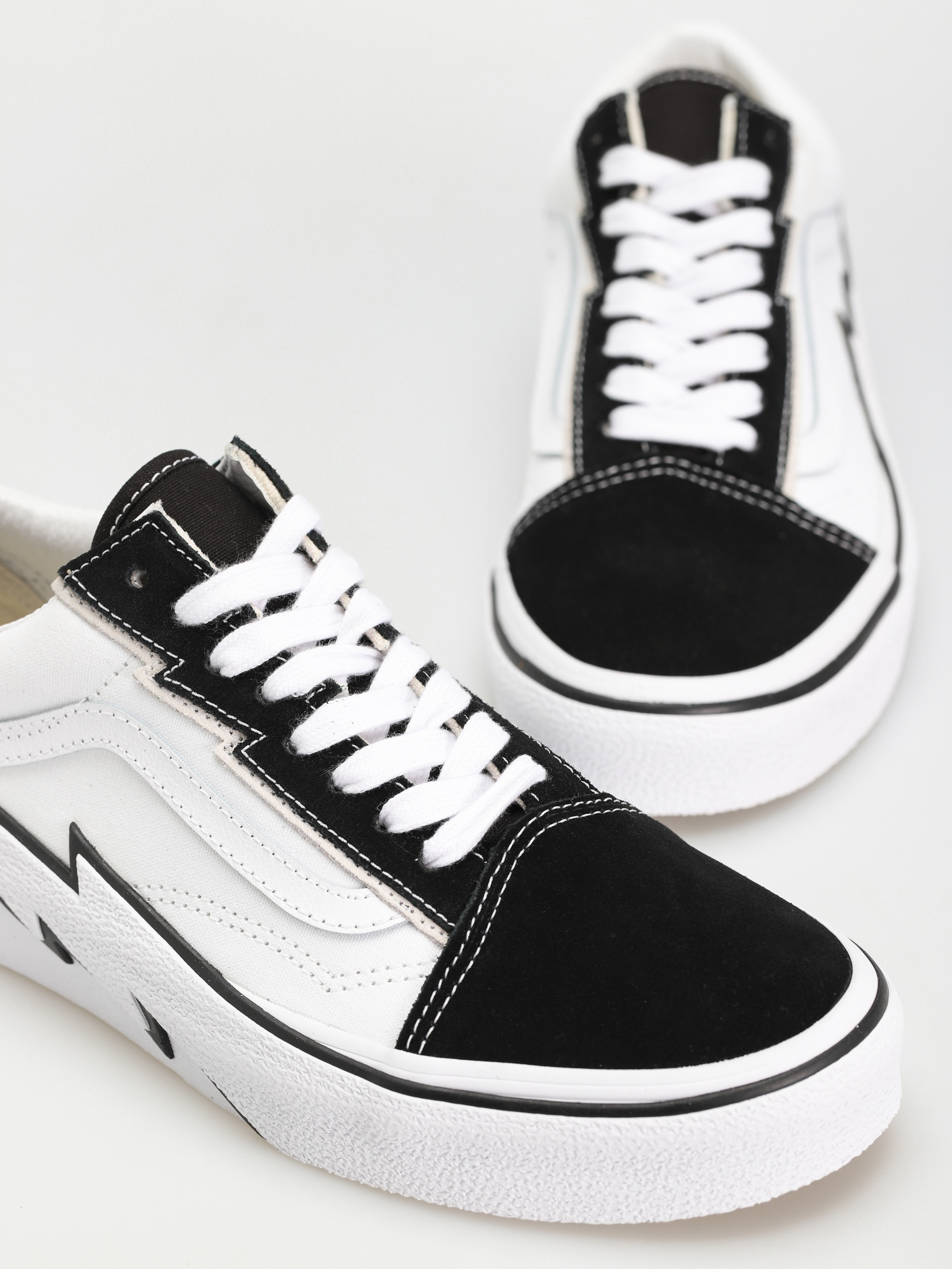 Pantofi Vans Old Skool Bolt (2 tone black/true white)