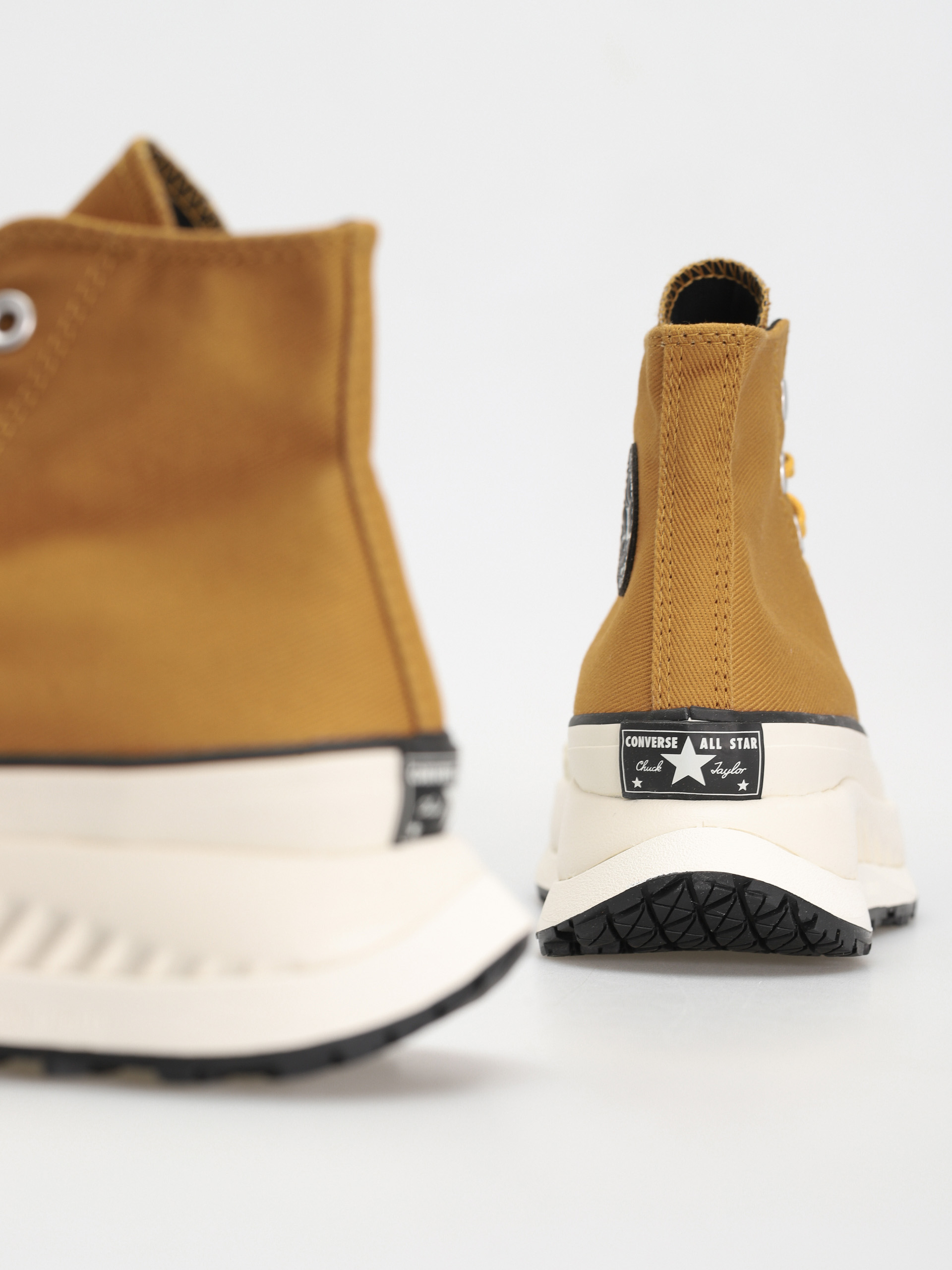 Pantofi Converse Chuck 70 At Cx Hi (burnt honey)