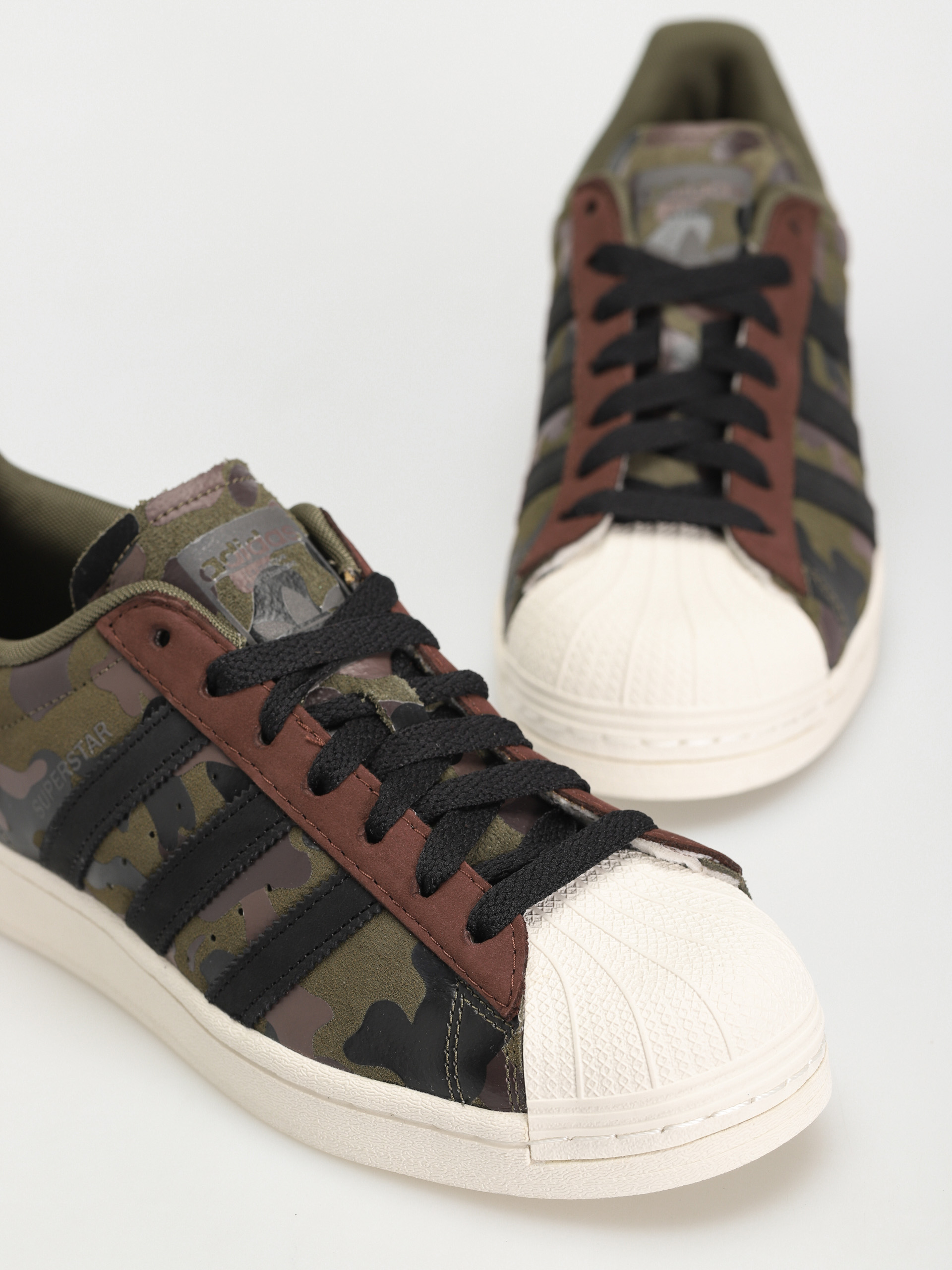 Pantofi adidas Originals Superstar (olistr/mesa/ngtred)