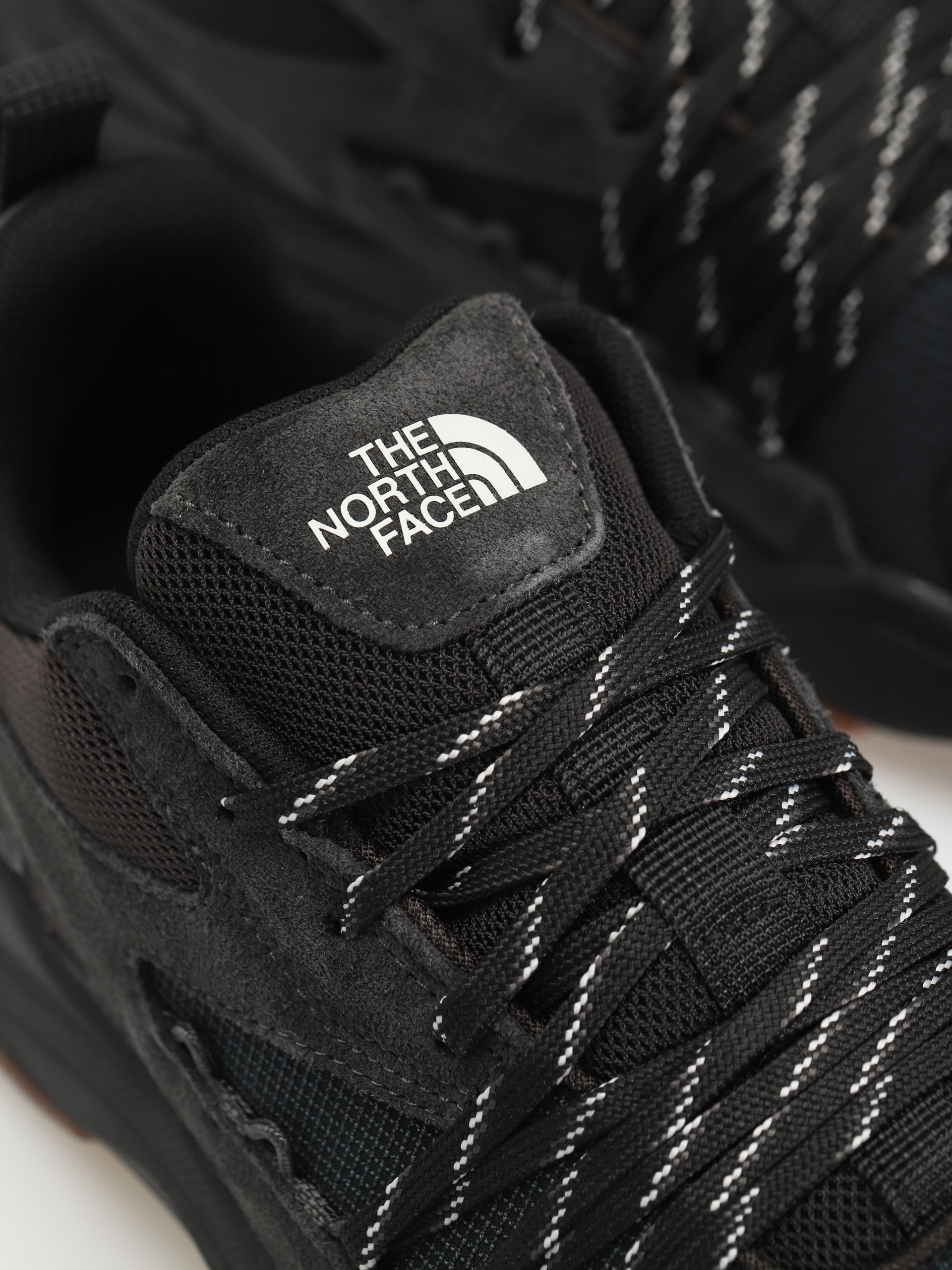 Pantofi The North Face Taraval Spirit (tnf black/asphalt grey)