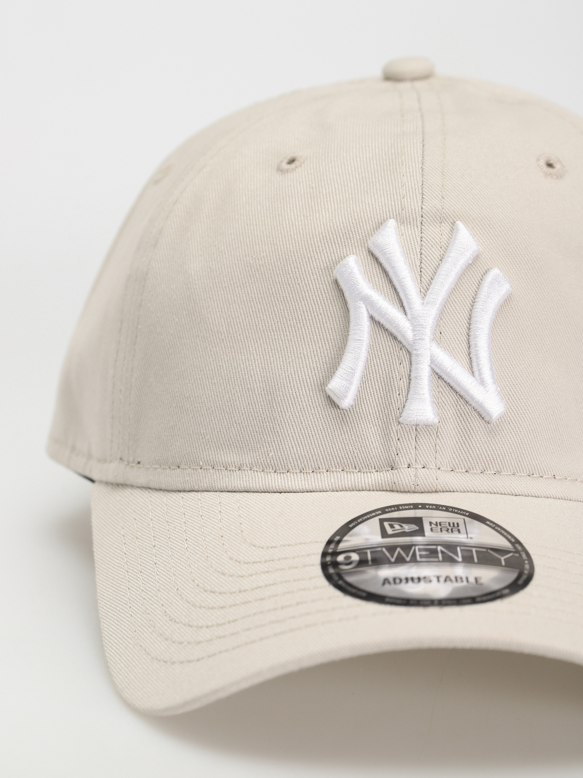 Șapcă New Era League Essential 9Twenty New York Yankees (stone/white)