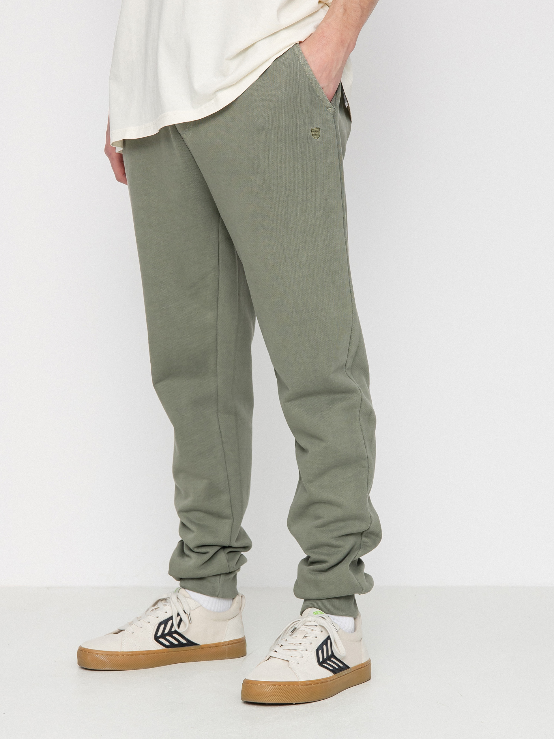 Pantaloni Brixton Vintage Reserve Jogger (olive surplus vintage wash)