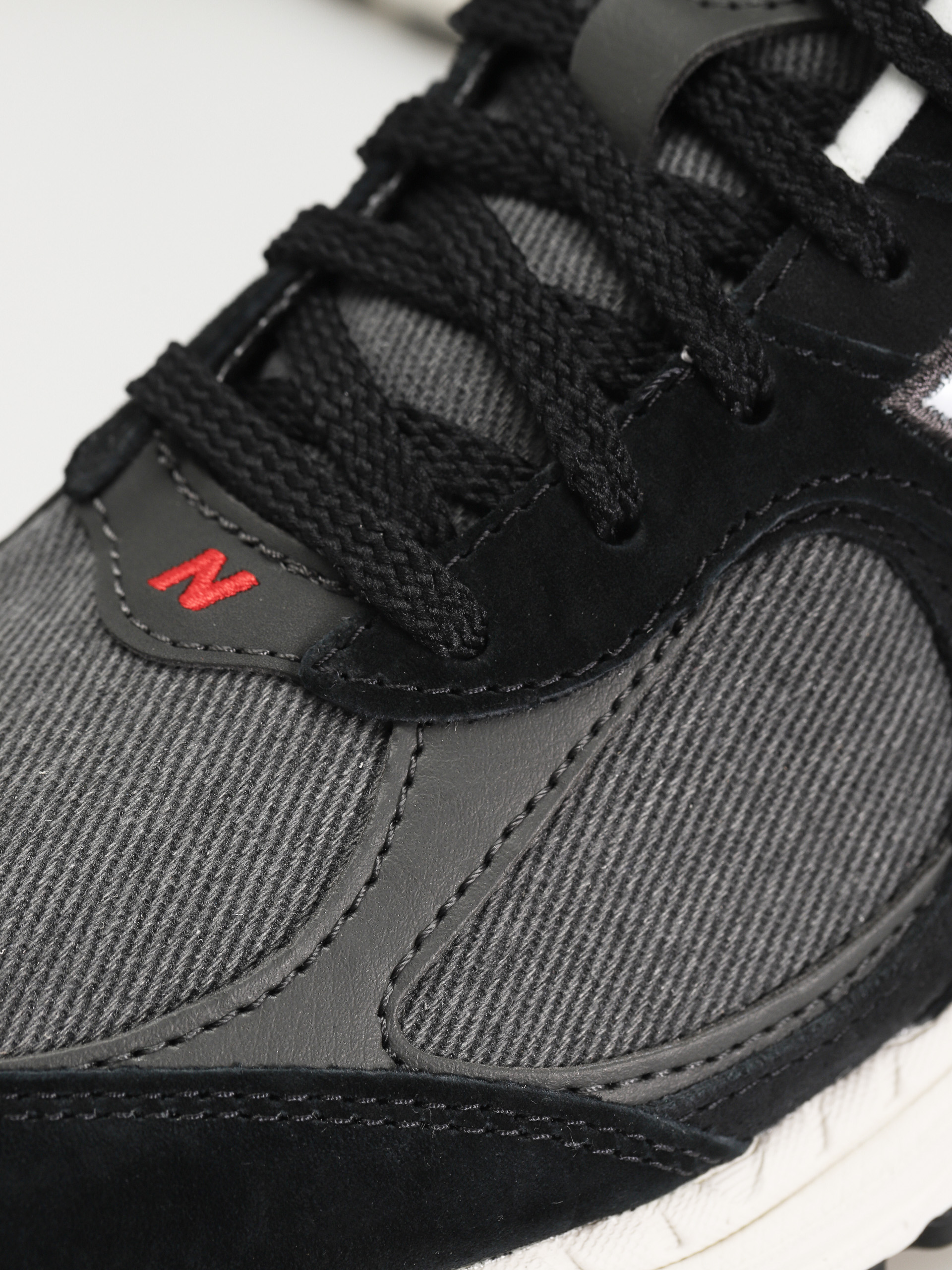 Pantofi New Balance 2002R (black)