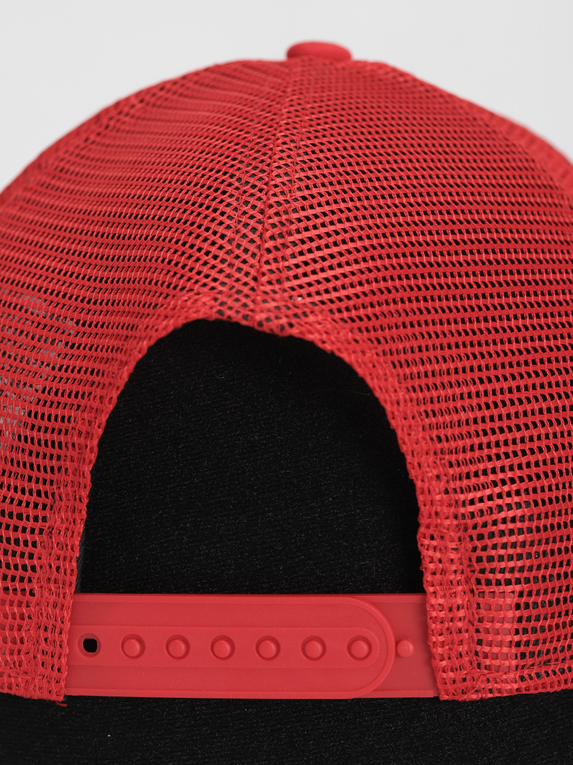 Șapcă New Era Team Colour Block Trucker Chicago Bulls (white/red)