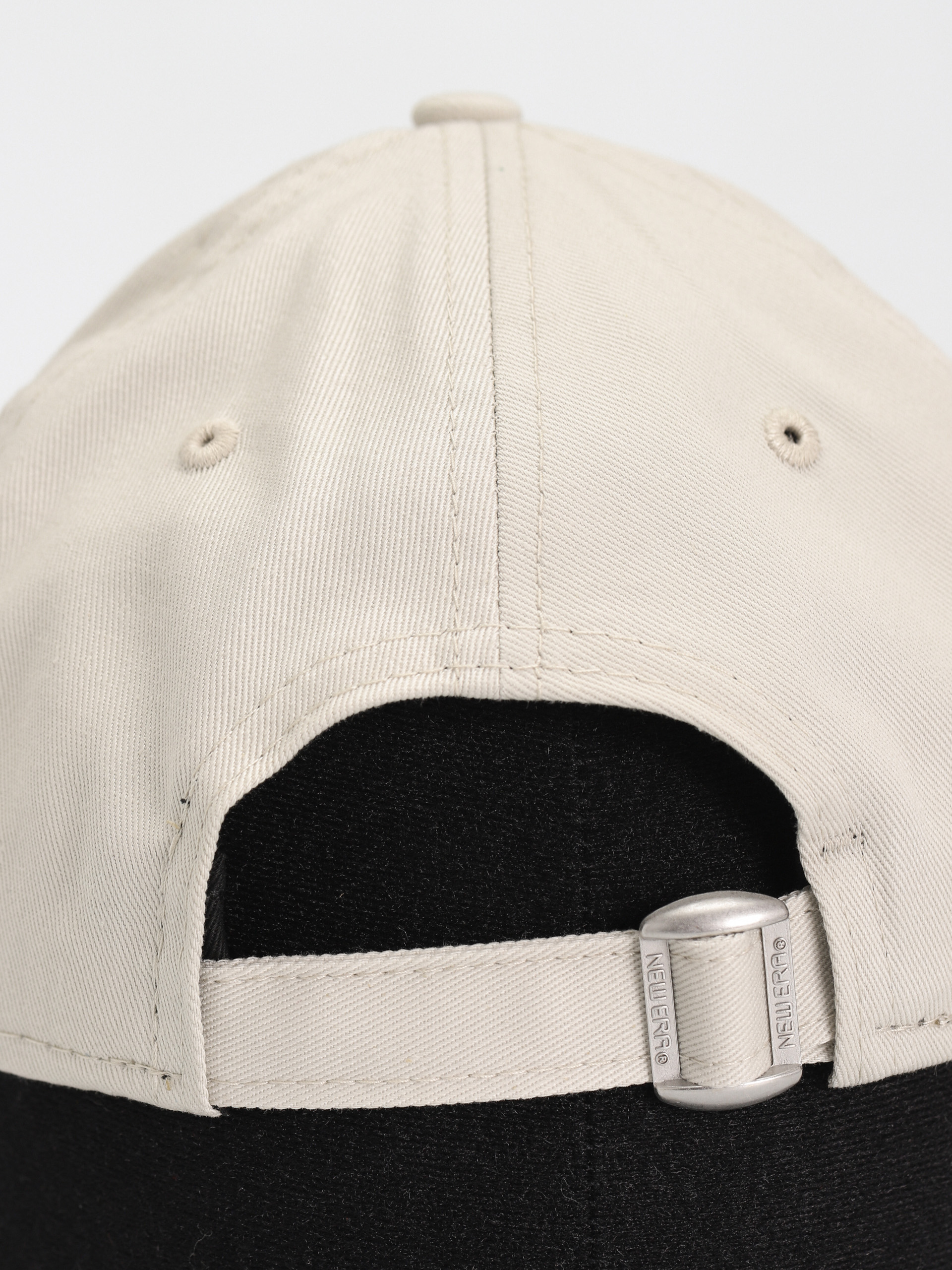 Șapcă New Era League Essential 9Forty New York Yankees Wmn (stone/white)