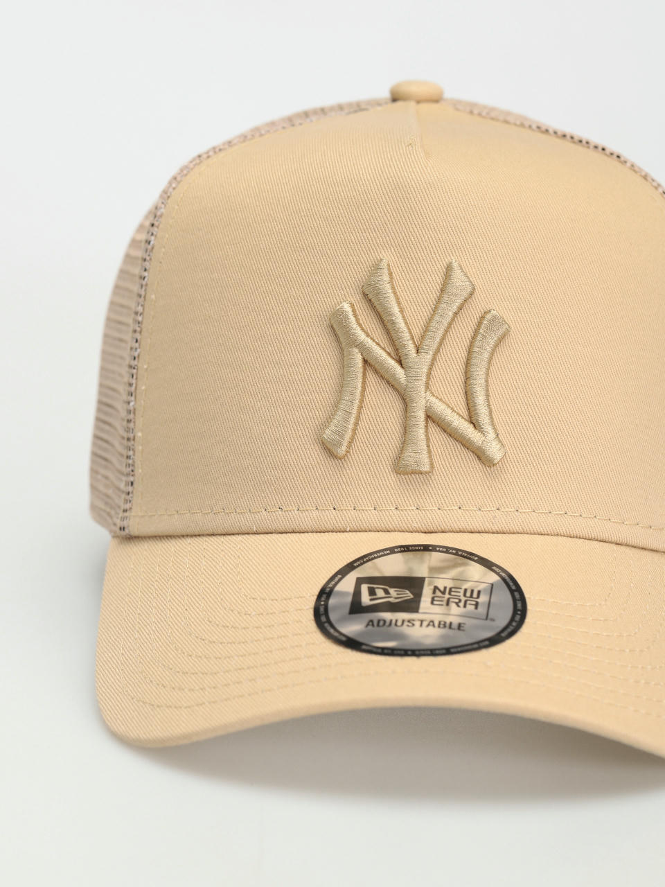 New York Yankees Tonal Mesh Beige Trucker - New Era cap