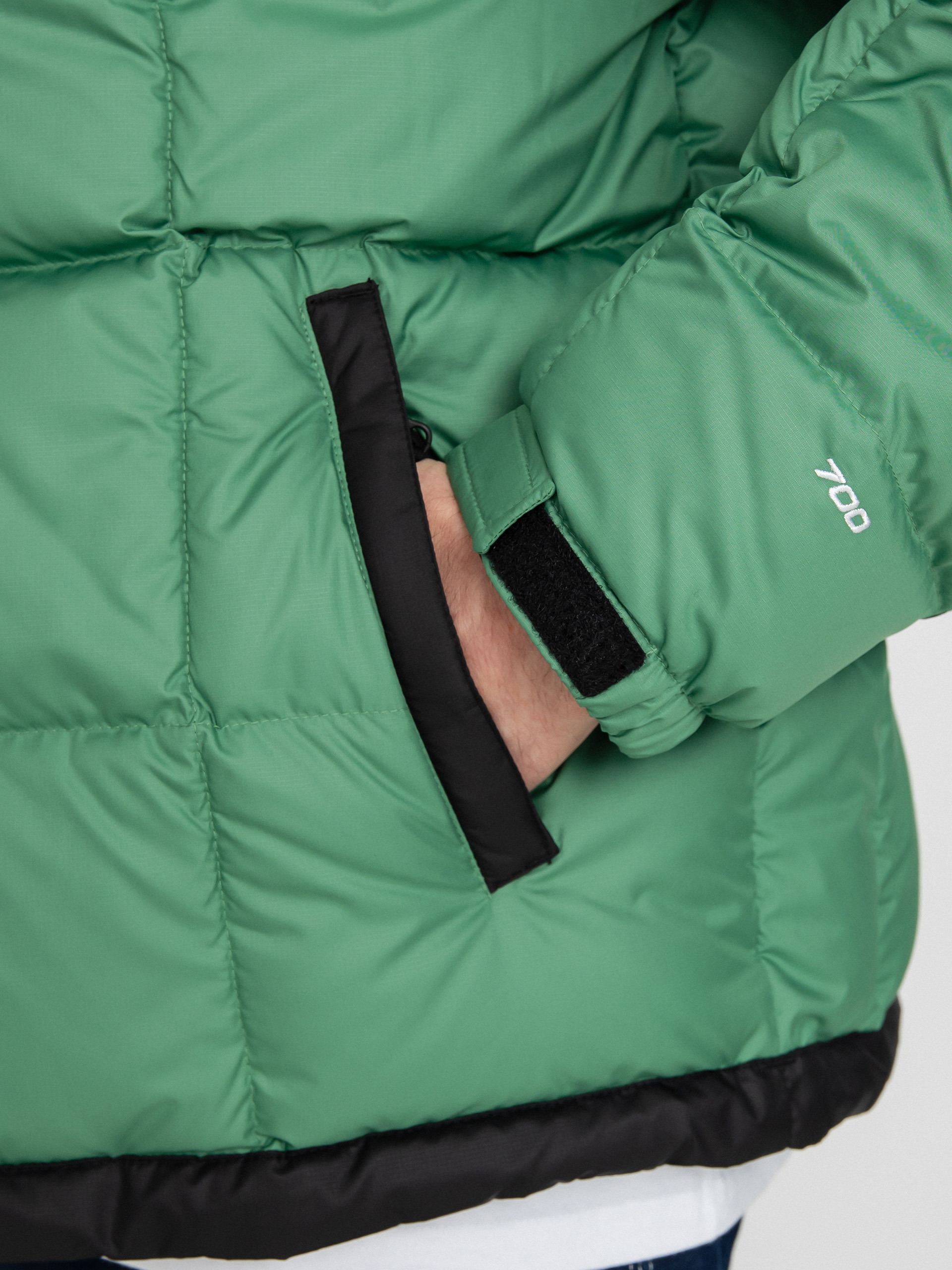 Geacă The North Face Lhotse (deep grass green)