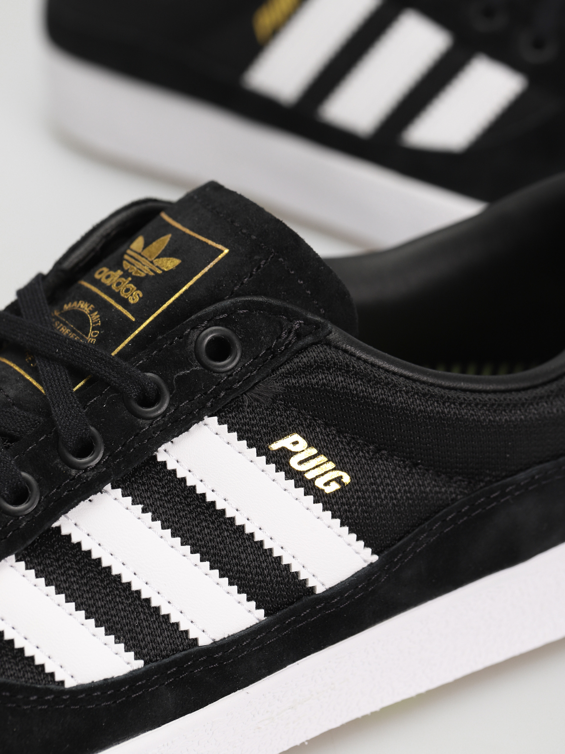 Pantofi adidas Puig Indoor (cblack/ftwwht/pullim)