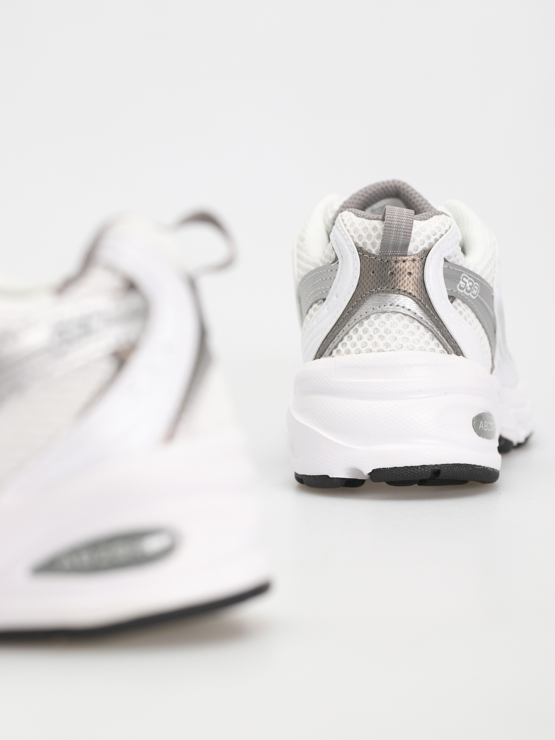 Pantofi New Balance 530 (white)