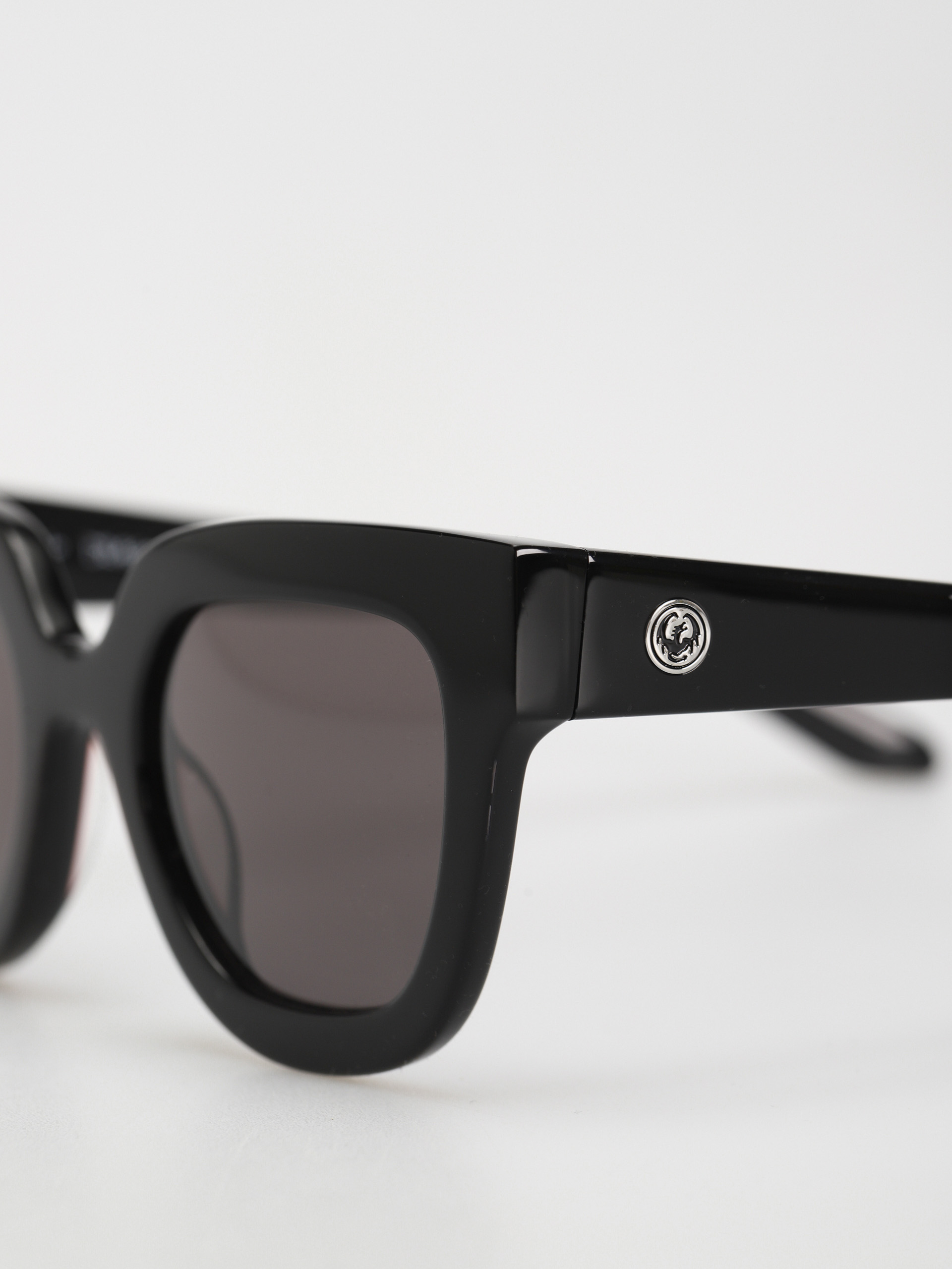 Ochelari de soare Dragon Purser Wmn (black/lumalens smoke)