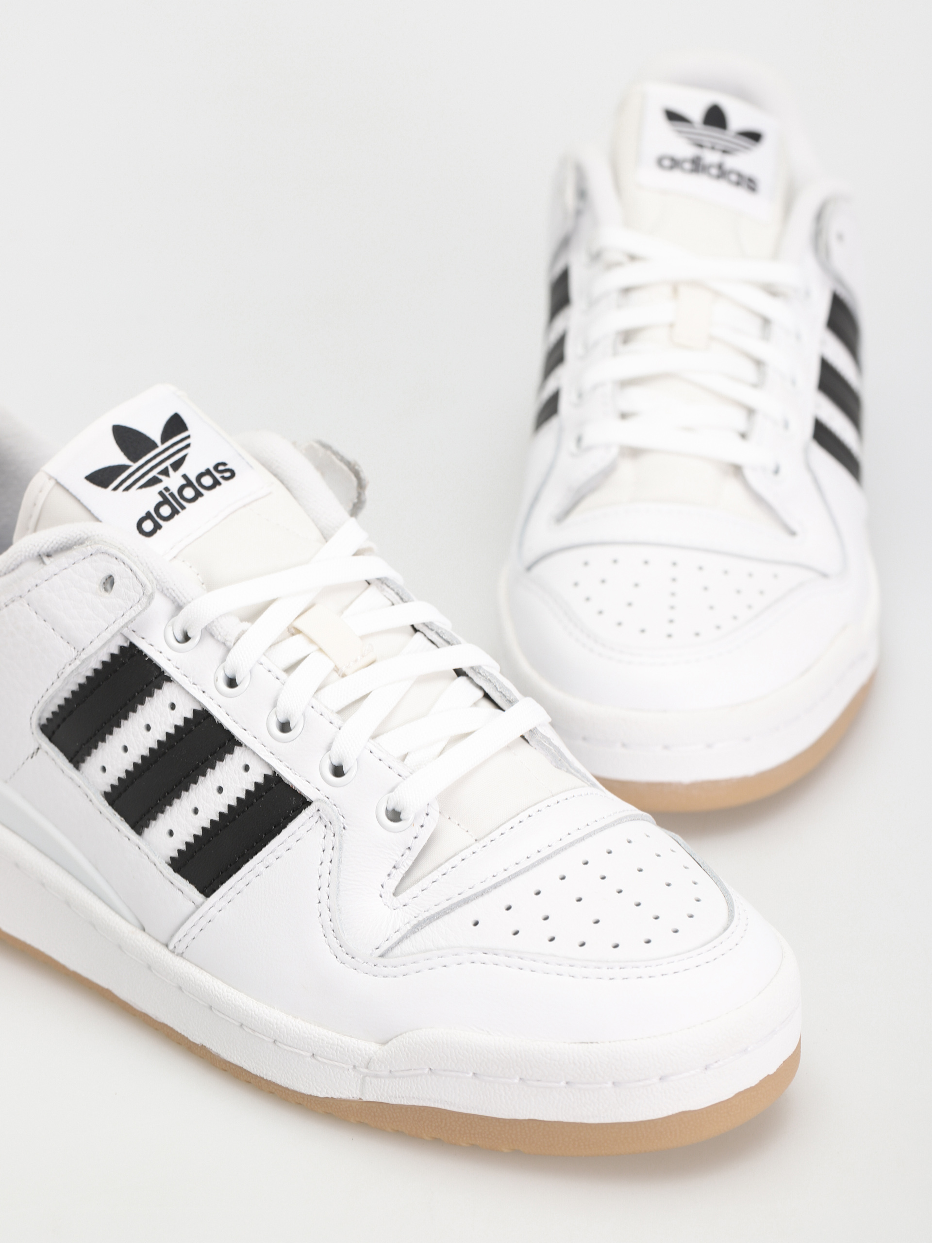 Pantofi adidas Forum 84 Low Adv (ftwwht/cblack/ftwwht)