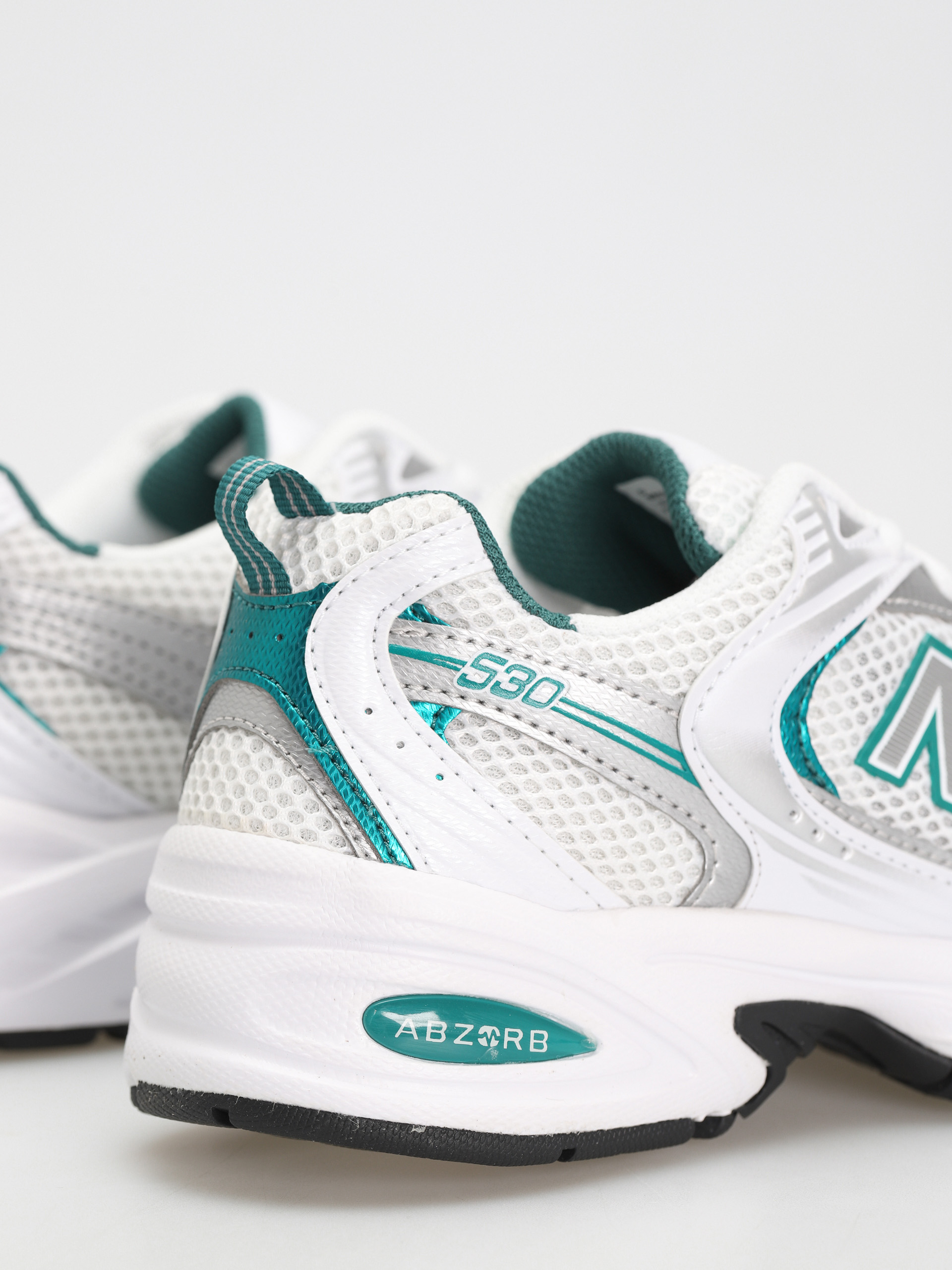 Pantofi New Balance 530 (white/silver metalic/turquoise)