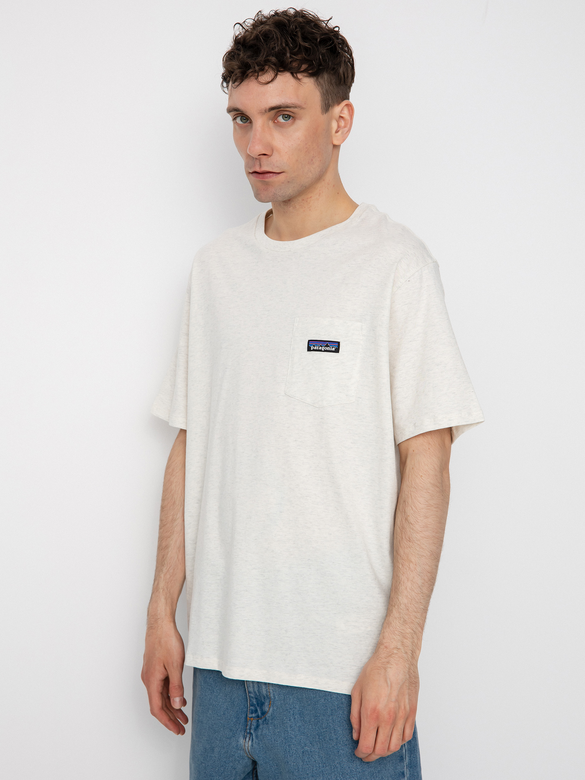 Tricou Patagonia Regenerative Organic Certified Cotton Lightweight Pocket (birch white)